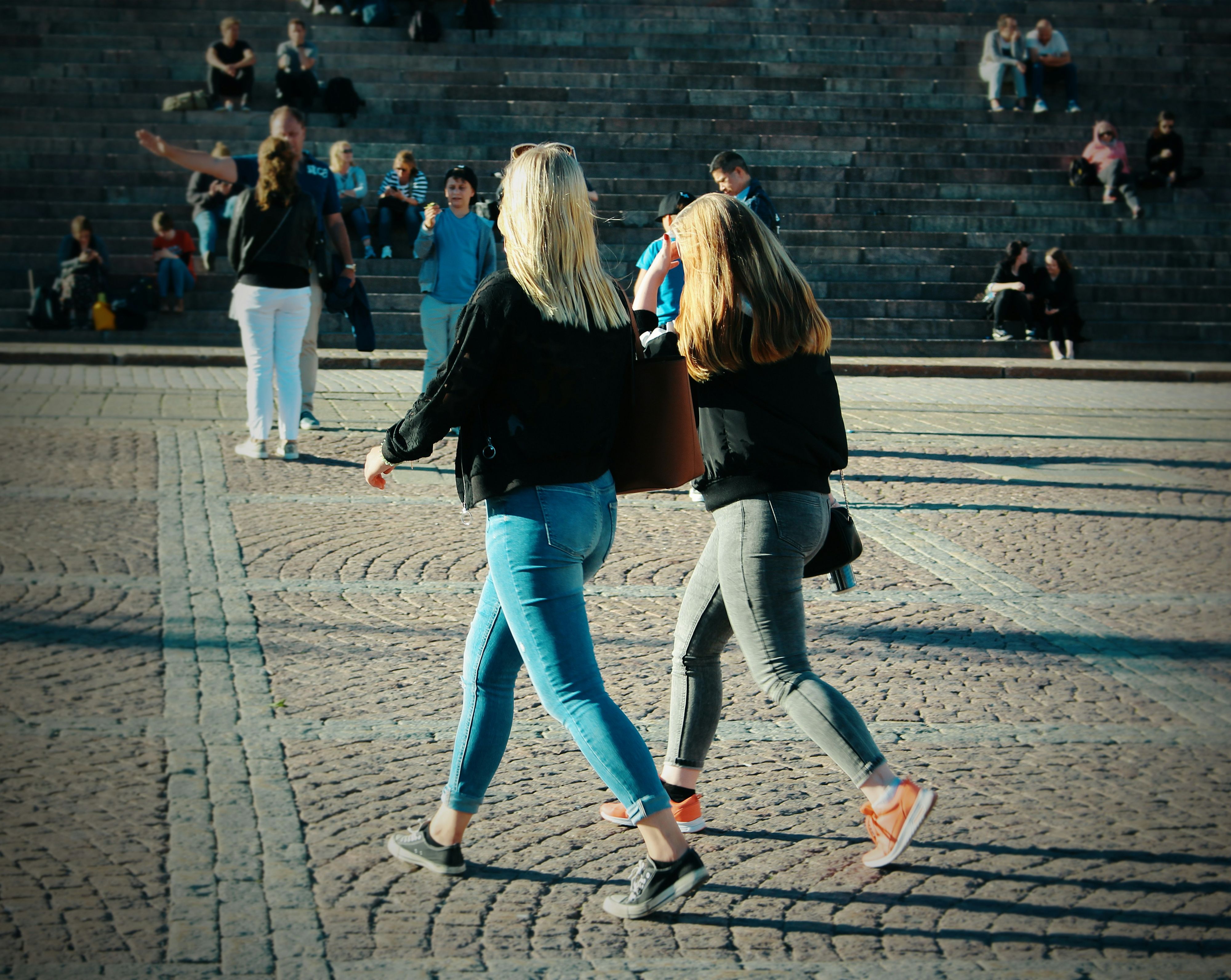 Was würden Wienerinnen am liebsten tragen? Ein großer Anteil verzichtet auf hohe Absätze und würde auch Barfußschuhe ausprobieren.