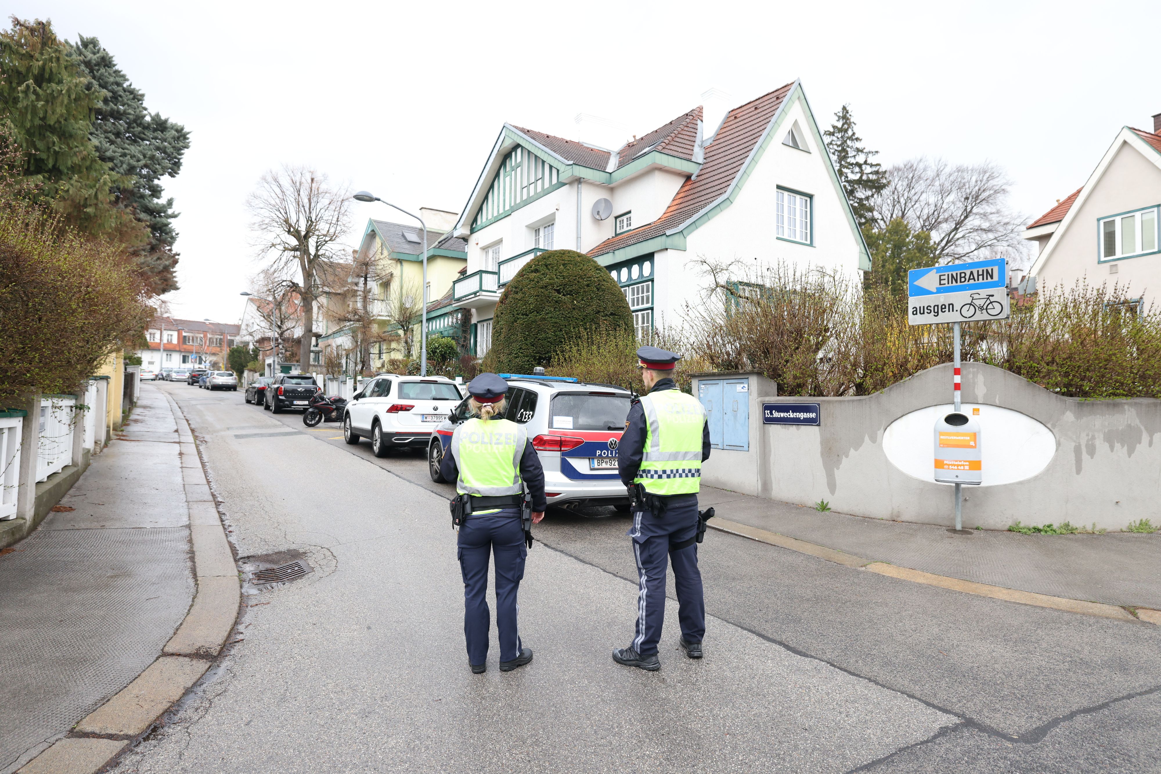 Ein Mann wollte am Dienstag mit einem Lkw in das ORF-Zentrum donnern, nun kam es erneut zu einem Polizeieinsatz am Küniglberg.