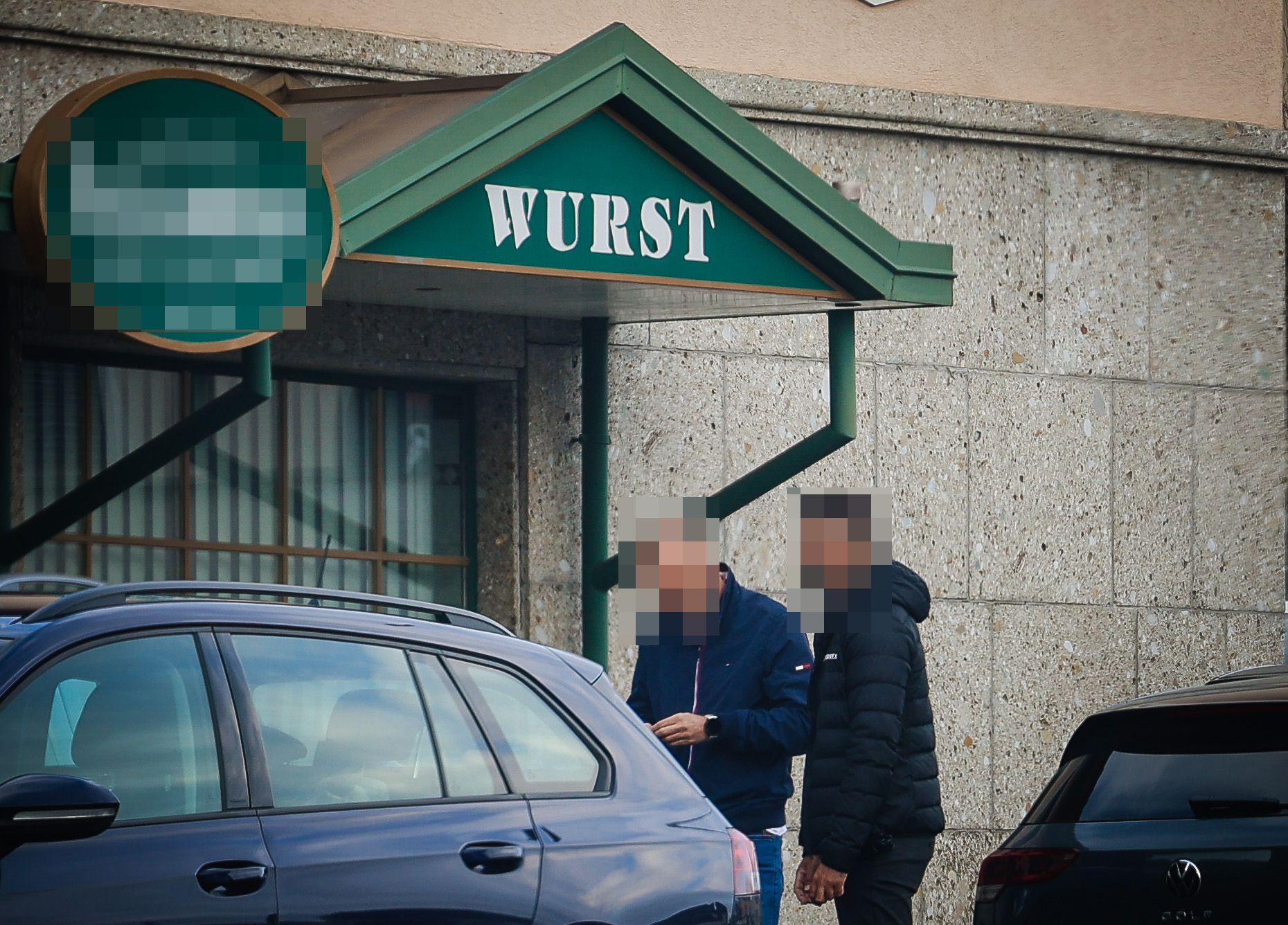 In einer Fleischhauerei im Innviertel in Oberösterreich gab es am Dienstag eine Razzia. Zuvor hat es eine anonyme Anzeige gegeben.