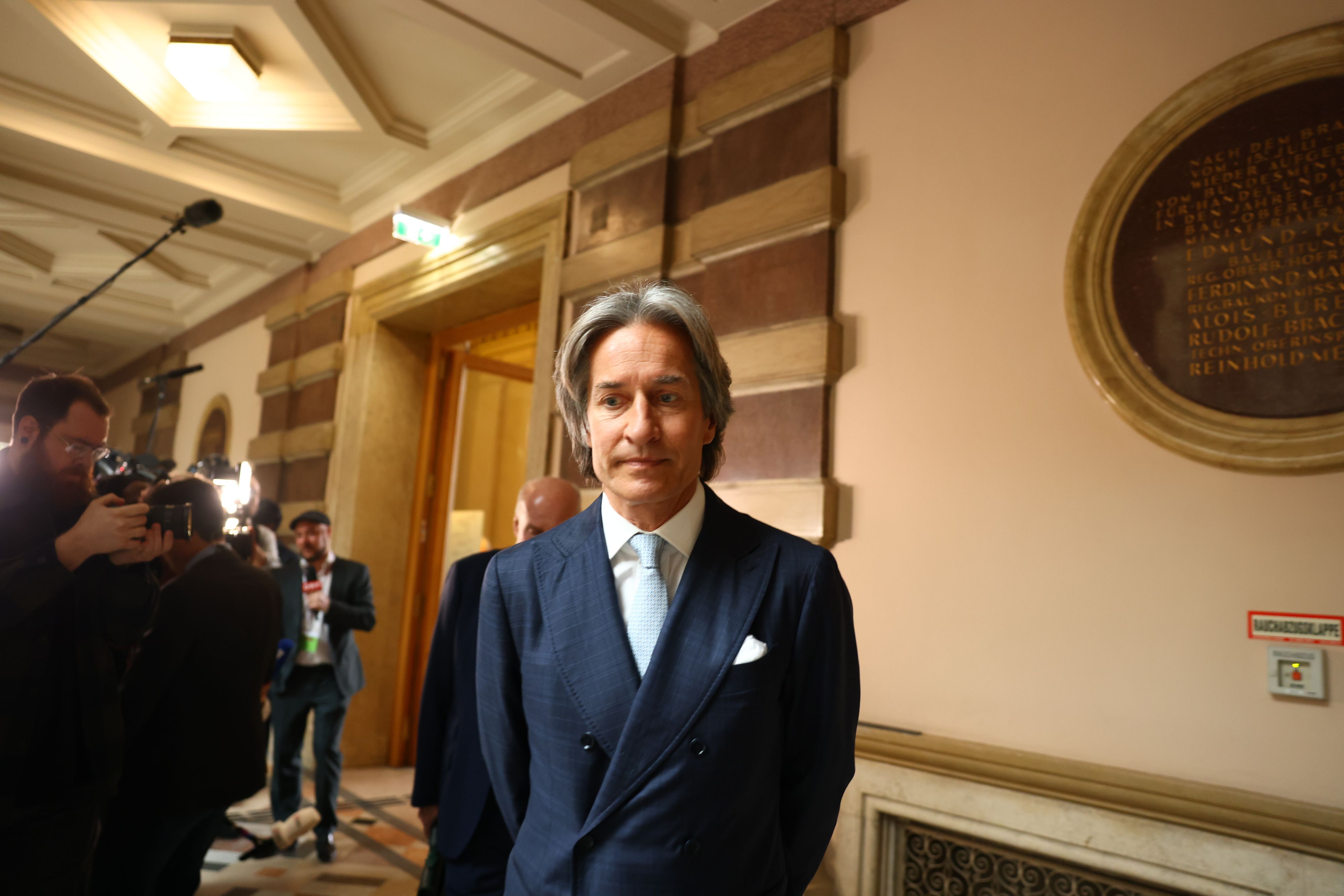 Karl-Heinz Grasser am obersten Gerichtshof: Er fasste vier Jahre Haft wegen Untreue aus.