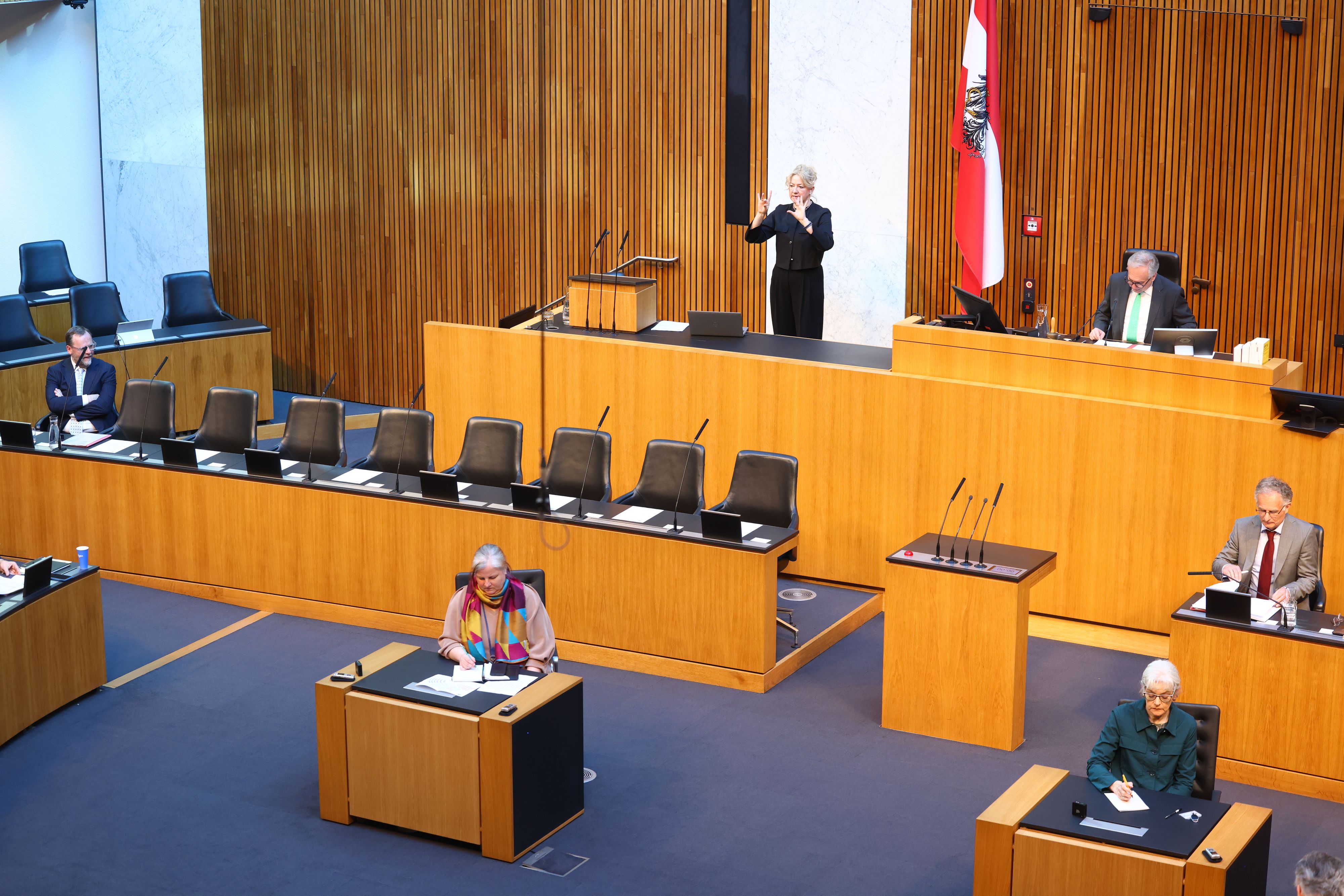 Am Mittwoch war die Regierungsbank fast leer.