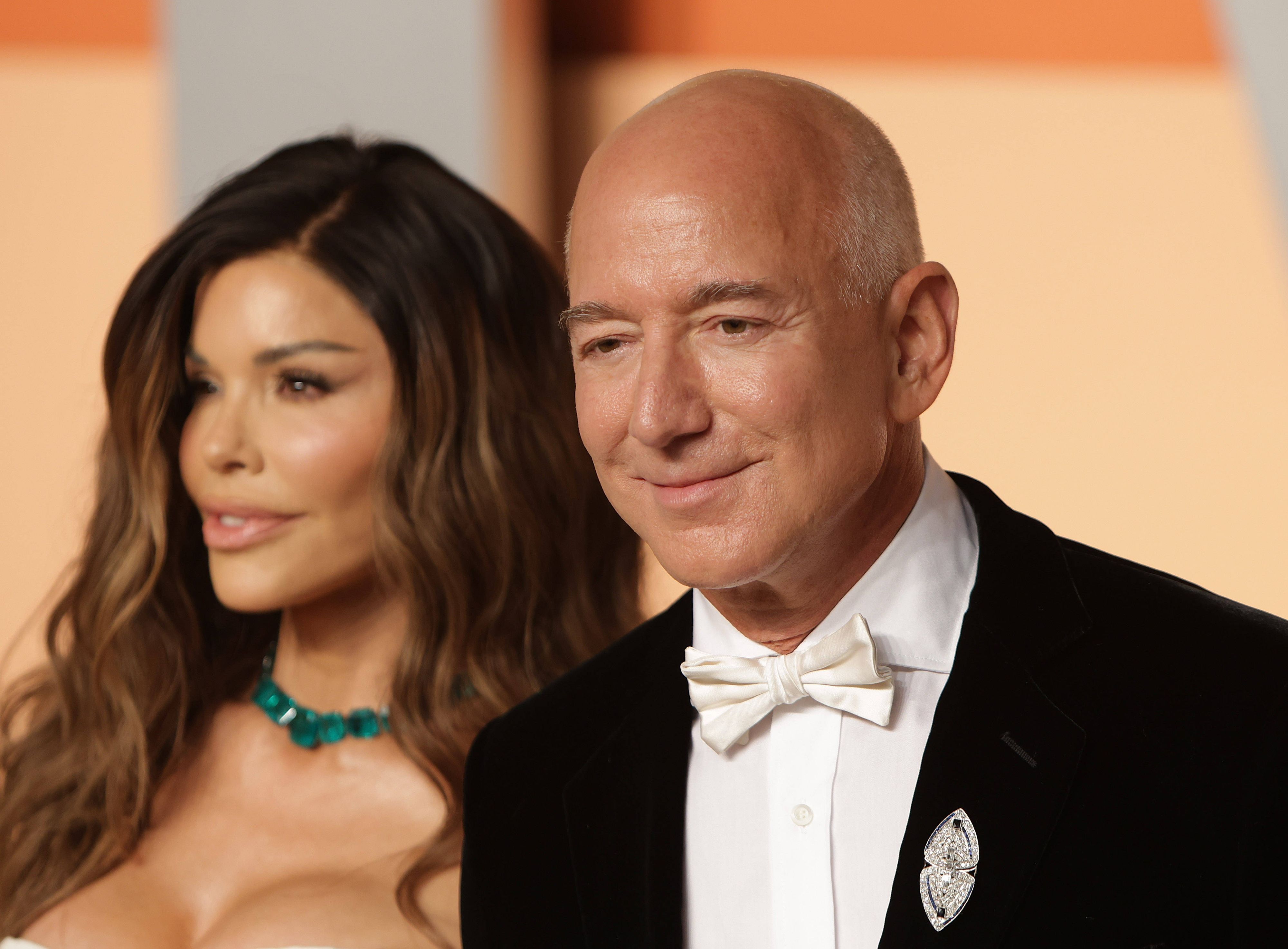 Jeff Bezos und seine Lauren Sánchez haben sich im Mai 2023 verlobt.