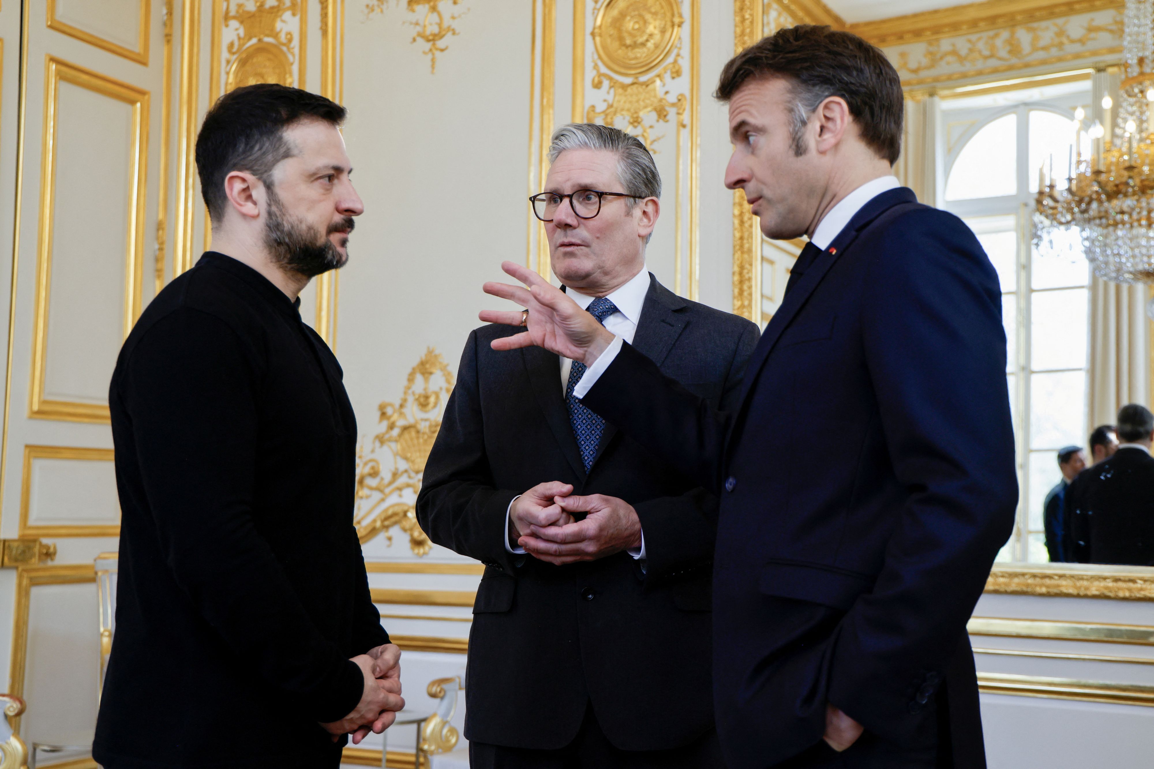 Emmanuel Macron und Keir Starmer mit Wolodimir Selenski.