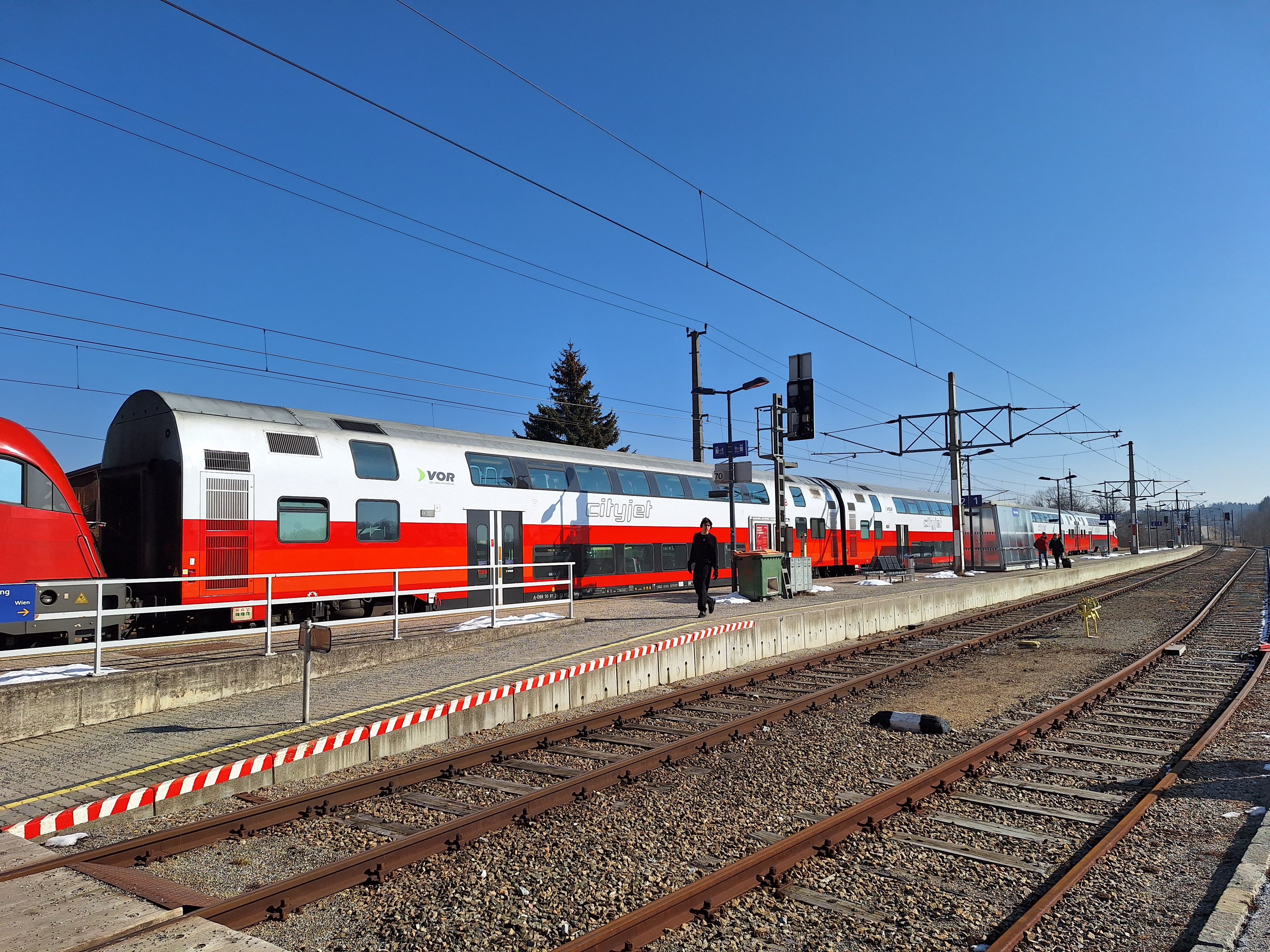 Heute.at - Länger, später, öfter – so fahren Öffis zu Silvester