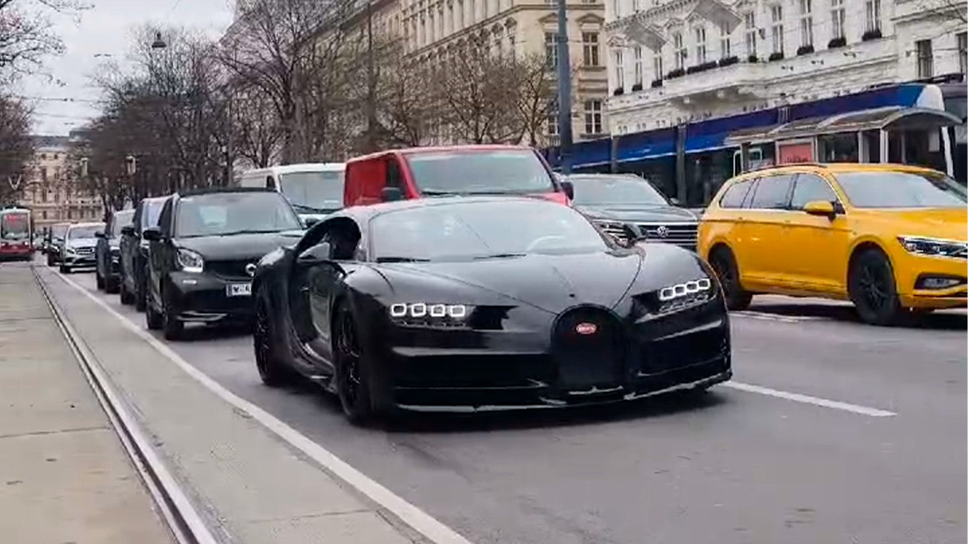 Der Bugatti dreht wieder seine Runden in der Wiener City. 