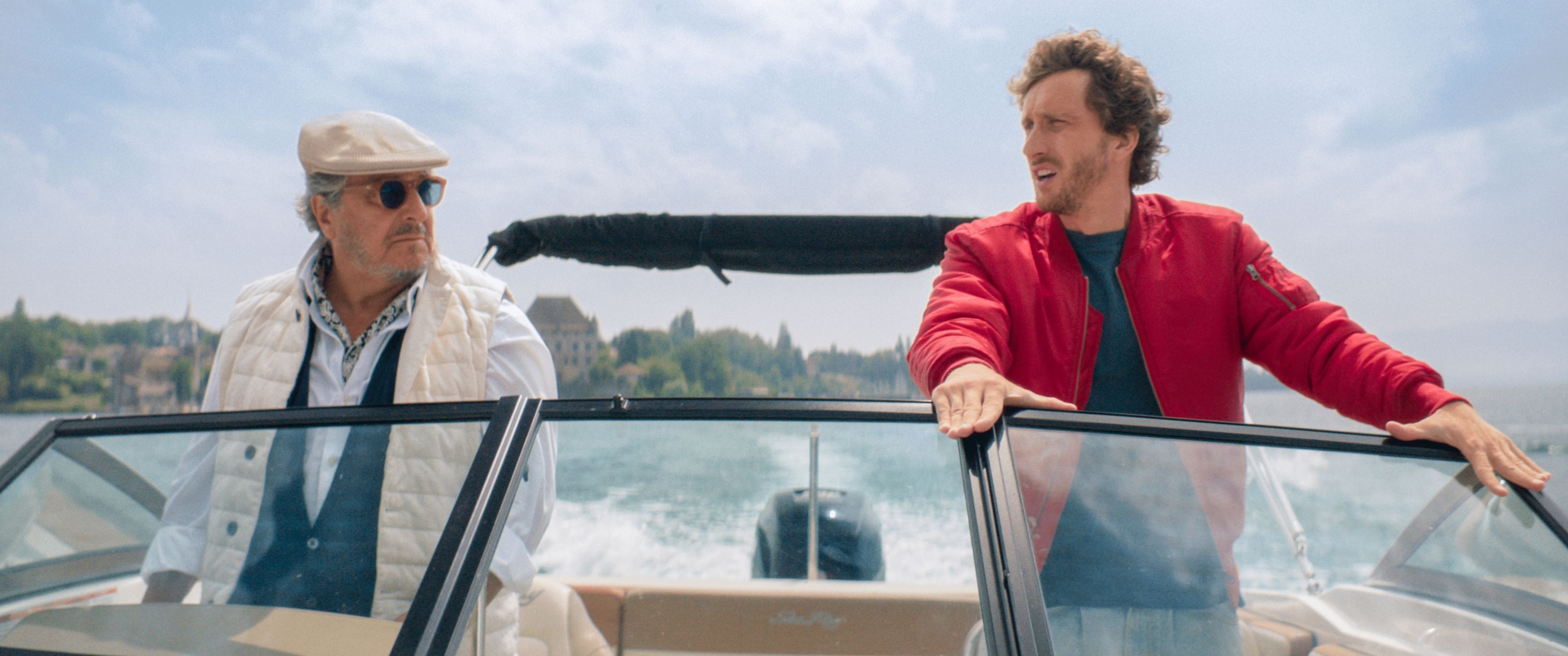 (v.l.) Olivier (Clavier) will seinen Schwiegersohn (Lecaplain) loswerden.