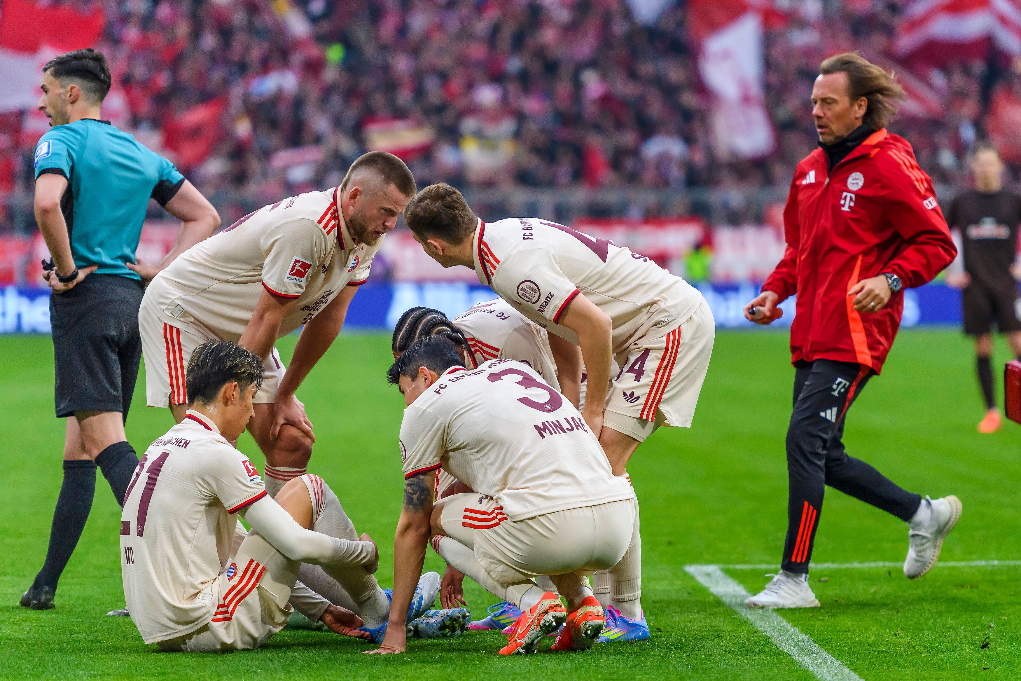 Der eingewechselte Hiroki Ito musste gegen St. Pölten verletzt vom Platz. 