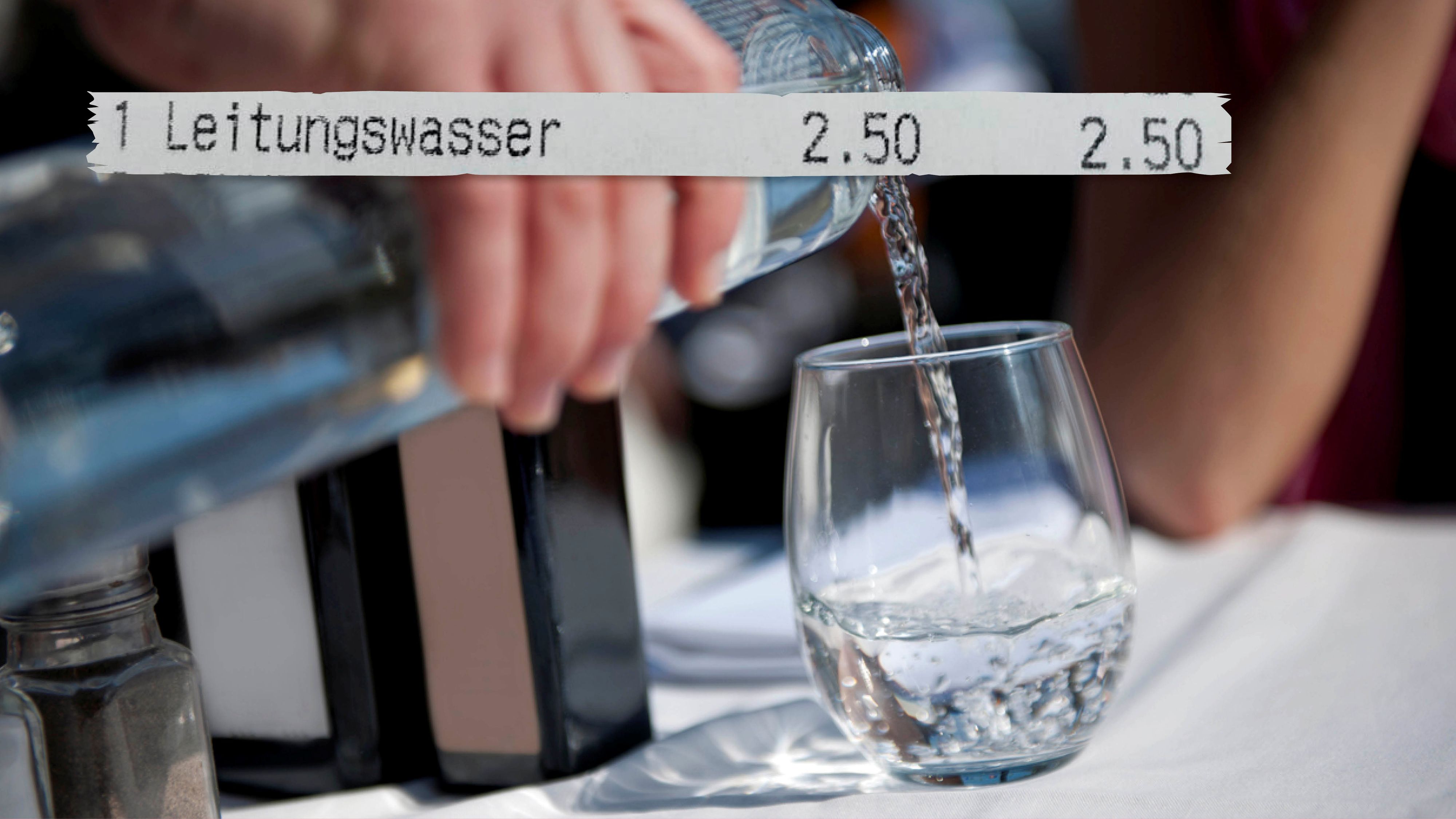 Ein Restaurant verlangte für Leitungswasser 2,50 Euro, was unter den Gästen für Ärger sorgte. (Symbolbild)