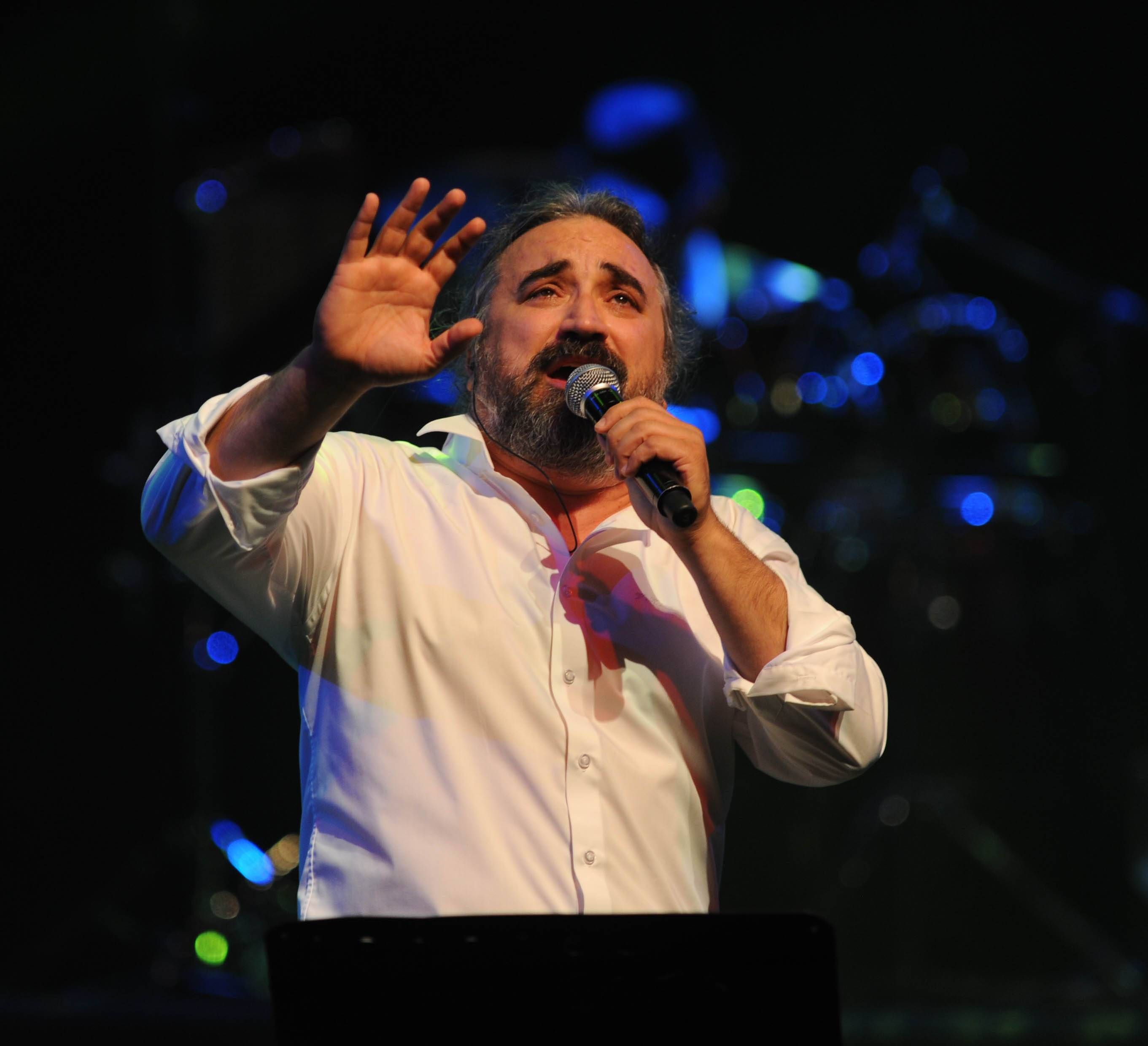 Sänger Volkan Konak ist tot.