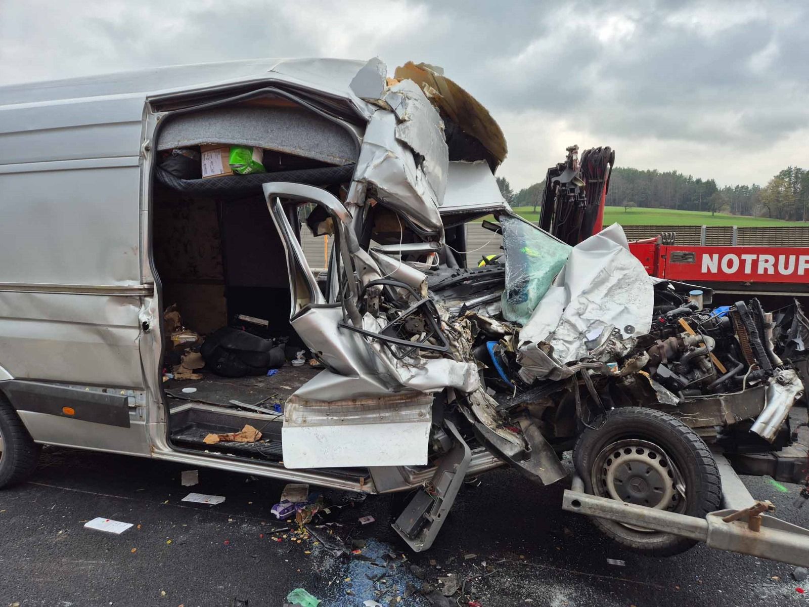 Vier tote Frauen: Horror-Crash auf der A2