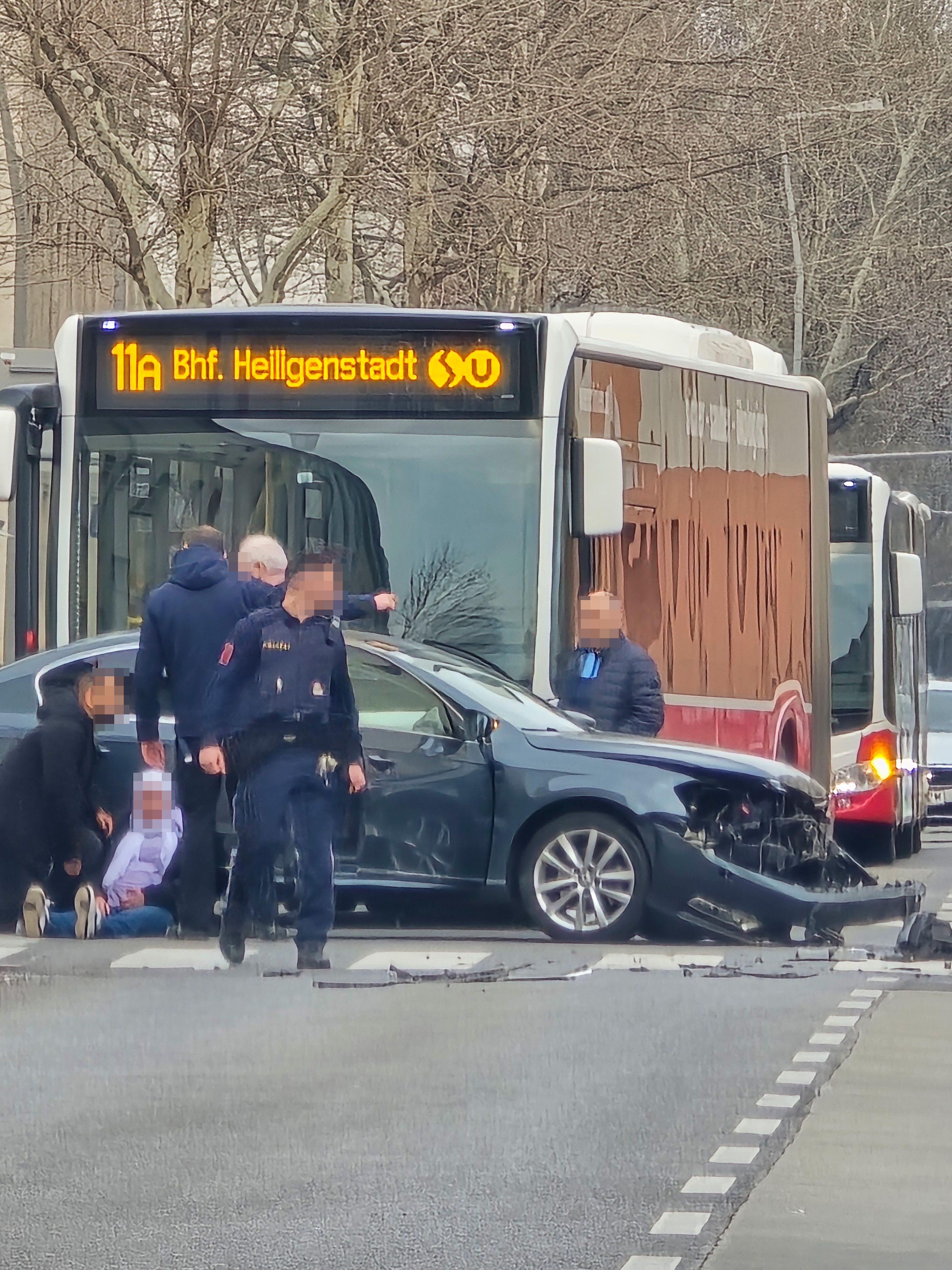 Spektakulärer Unfall in der Wiener Leopoldstadt.
