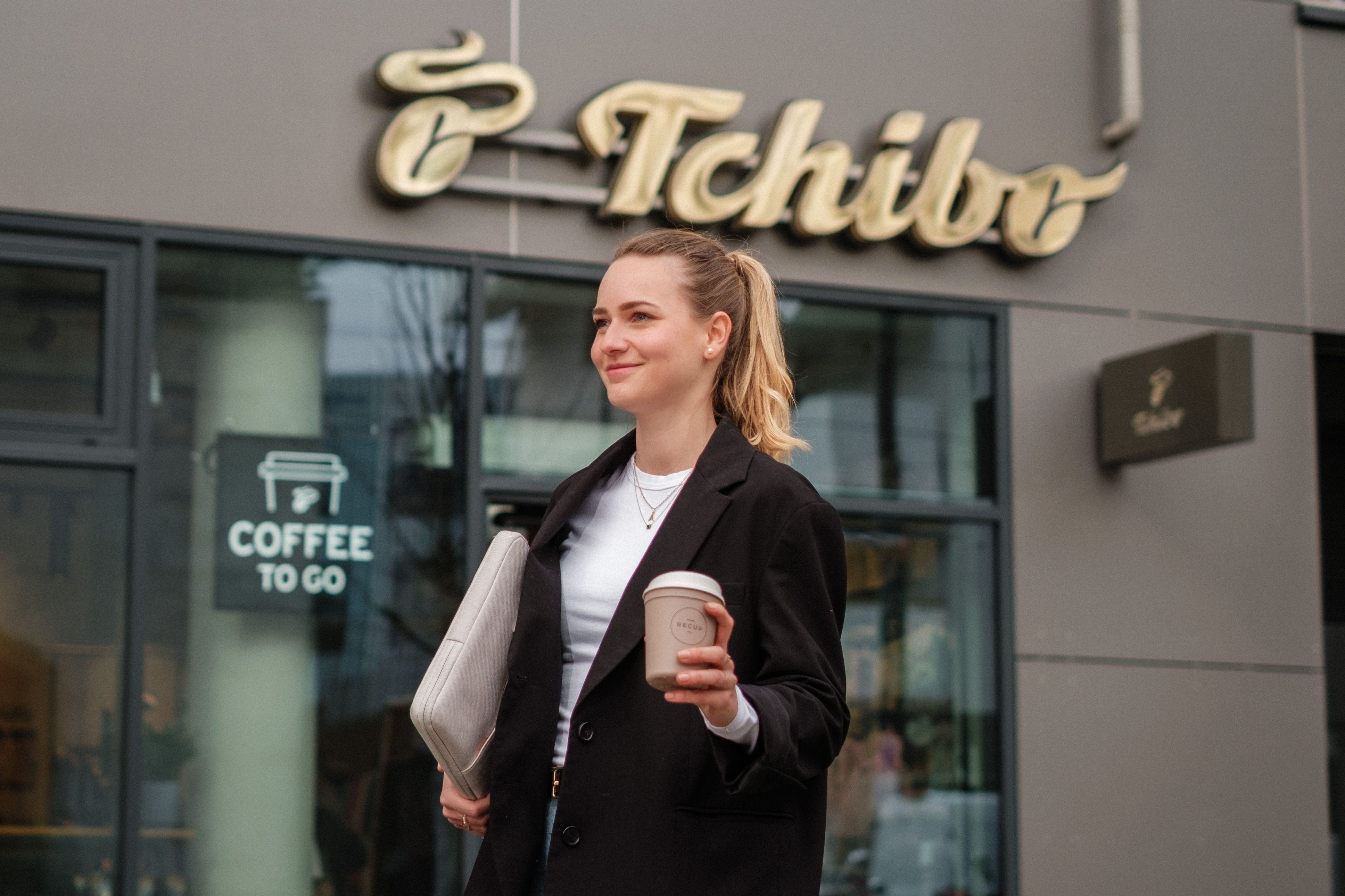 Tchibo und RECUP gehen den MEHRweg gemeinsam.