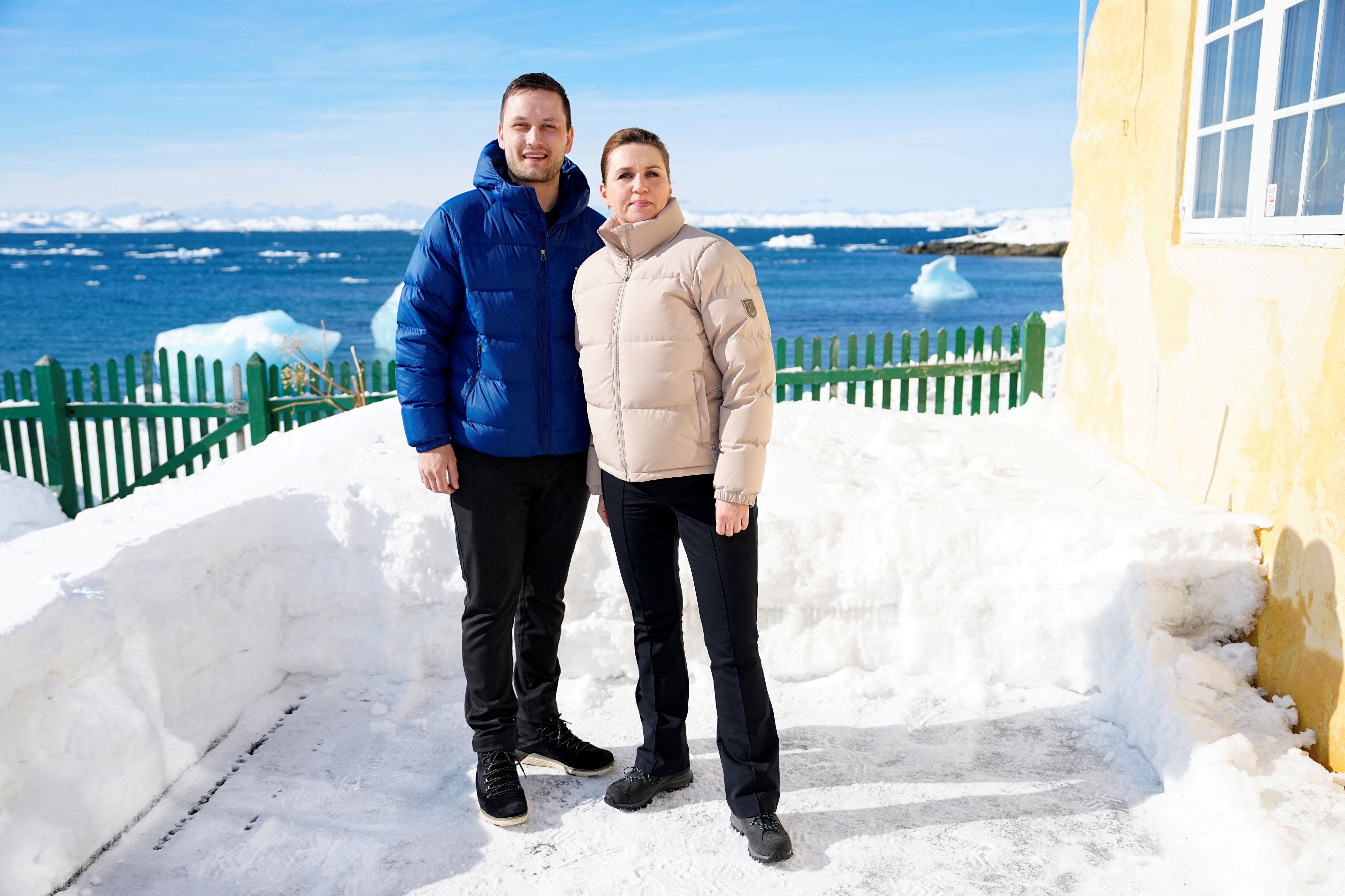 Die dänische Ministerpräsidentin sicherte dem neuen grönländischen Regierungschef Jens-Frederik Nielsen Unterstützung zu.