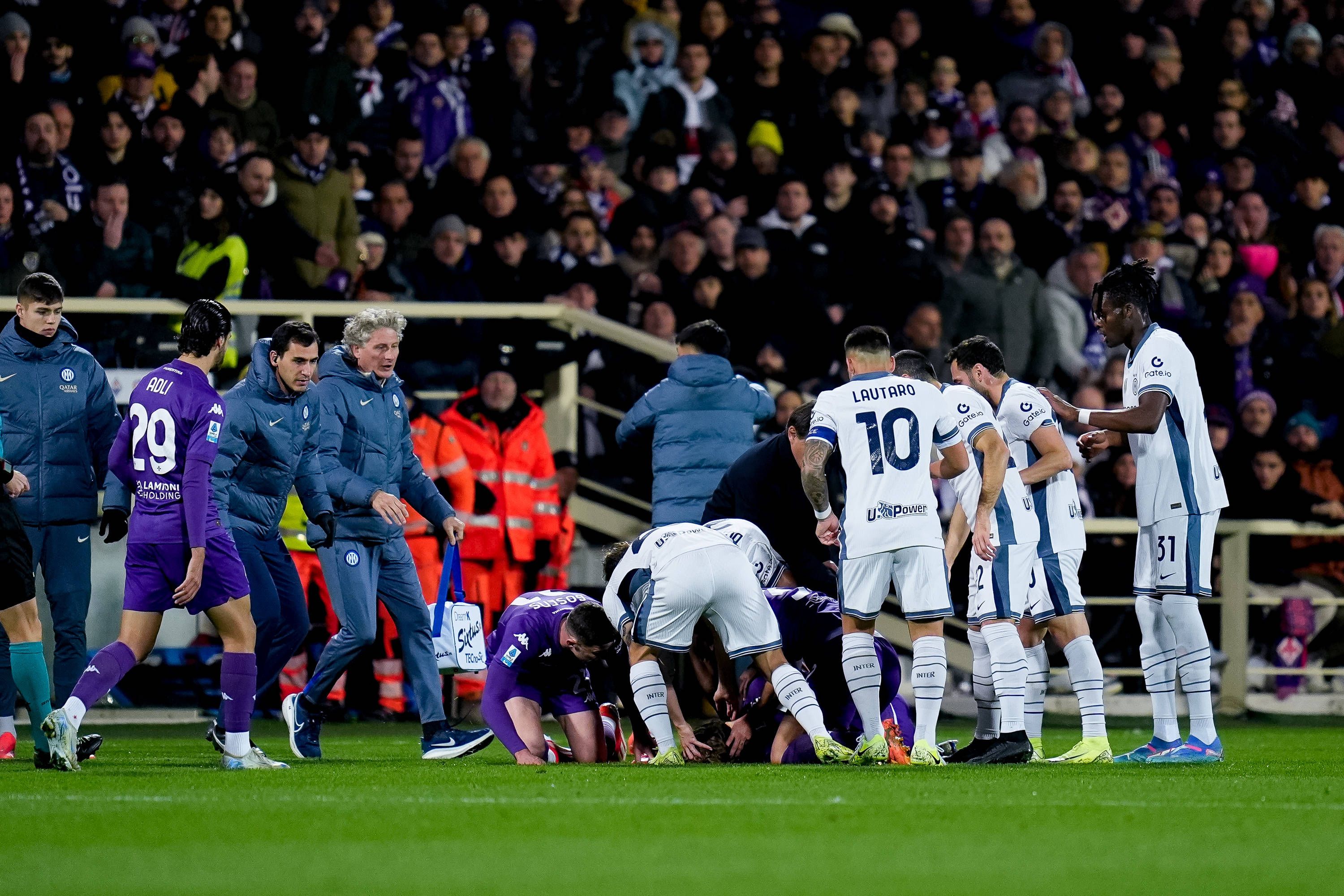 Edoardo Bove erlitt beim Spiel gegen Inter Mailand am Platz einen Herzstillstand. 