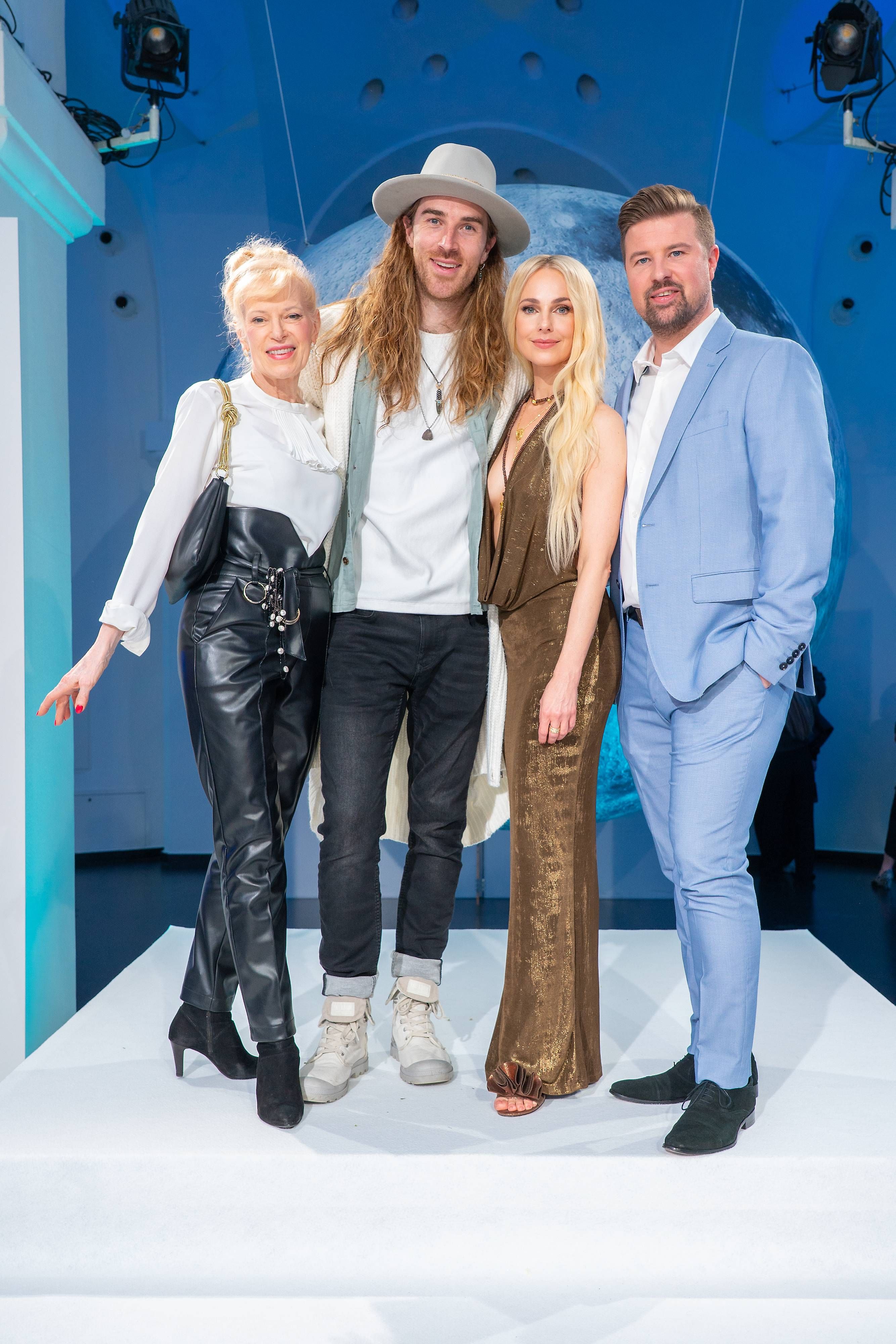 Family-Business: Silvia Schneider mit ihrer Mutter Martha, Bruder Patrick und Freund Jamie