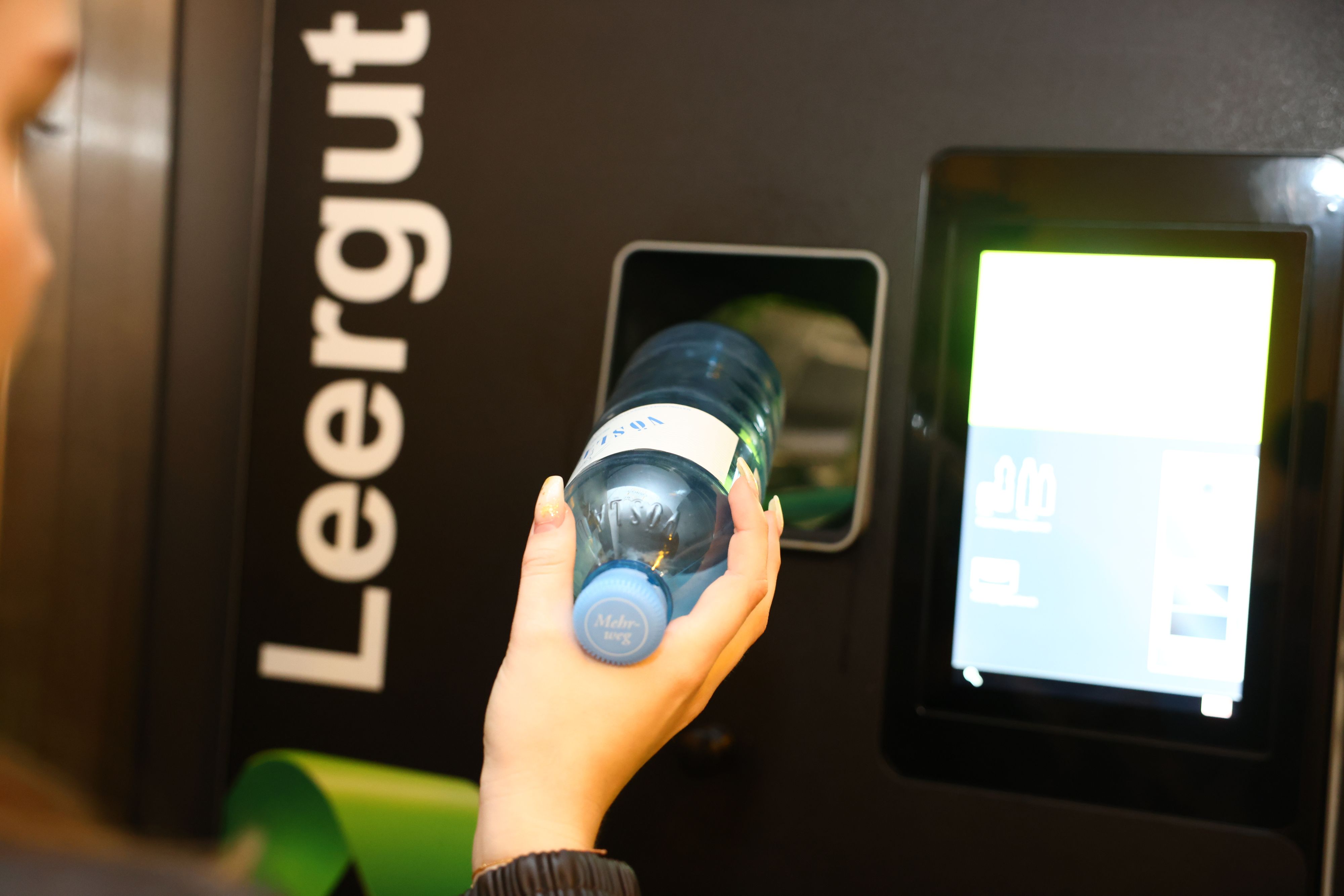 Das Duell Innviertler vs. Pfandautomat endet unentschieden. 