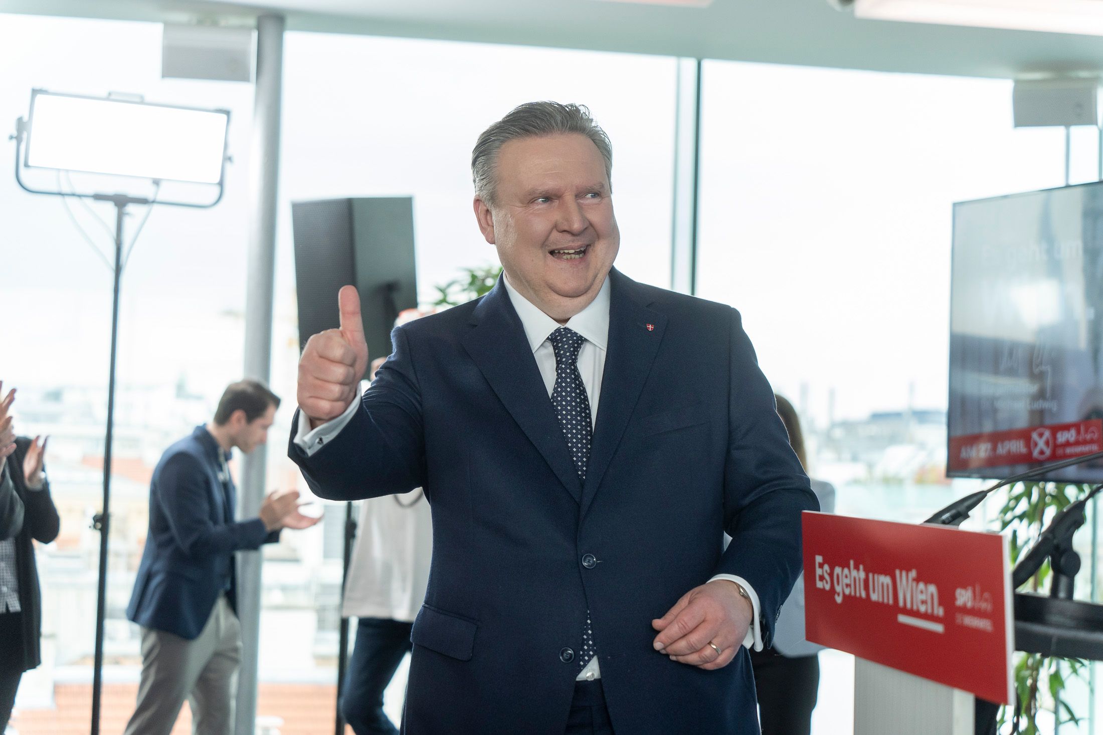 Wird ziemlich sicher Erster: Amtsinhaber und SPÖ-Spitzenkandidat Michael Ludwig. 