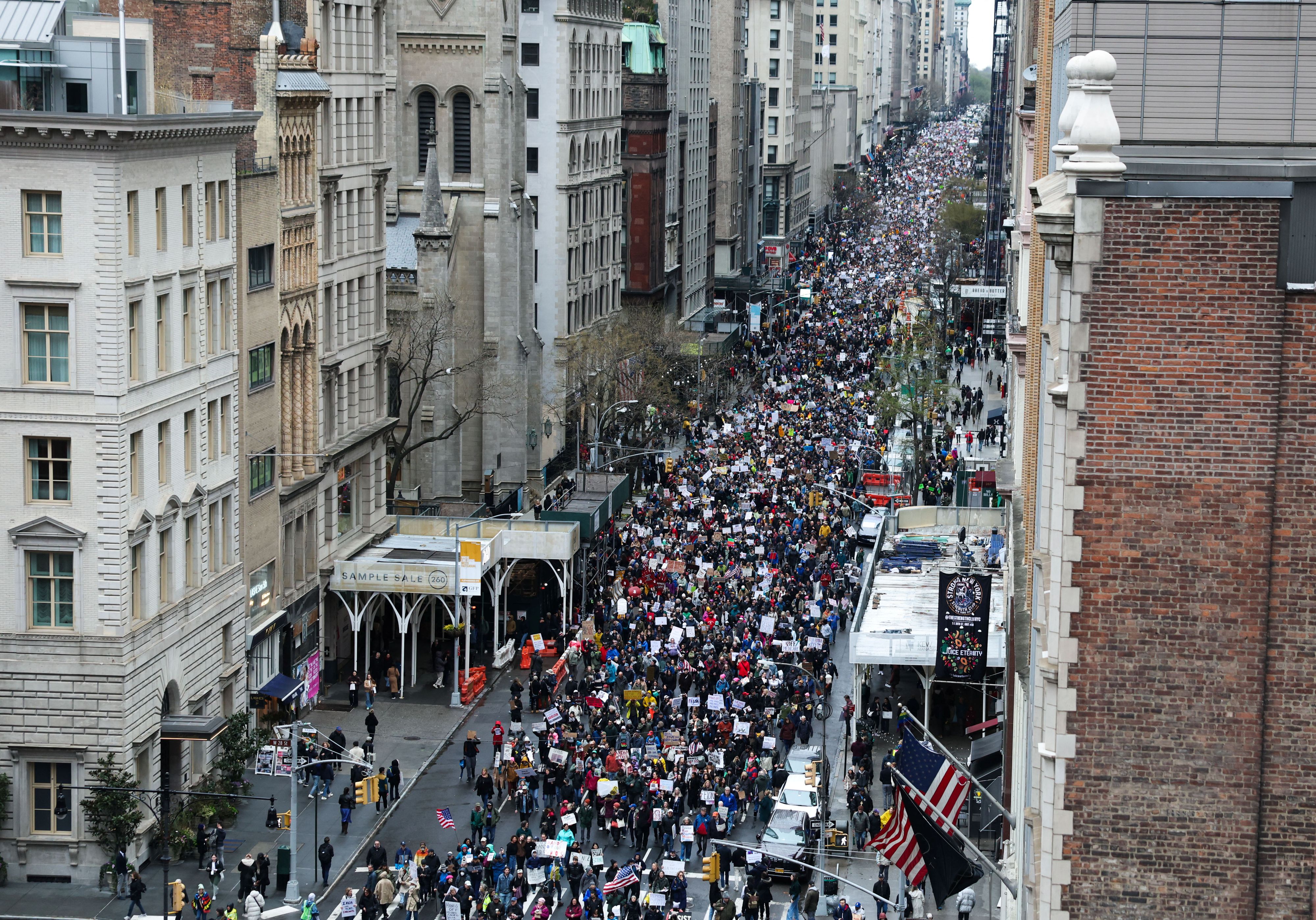 Auch in New York fand eine Demonstration gegen Trump statt. 