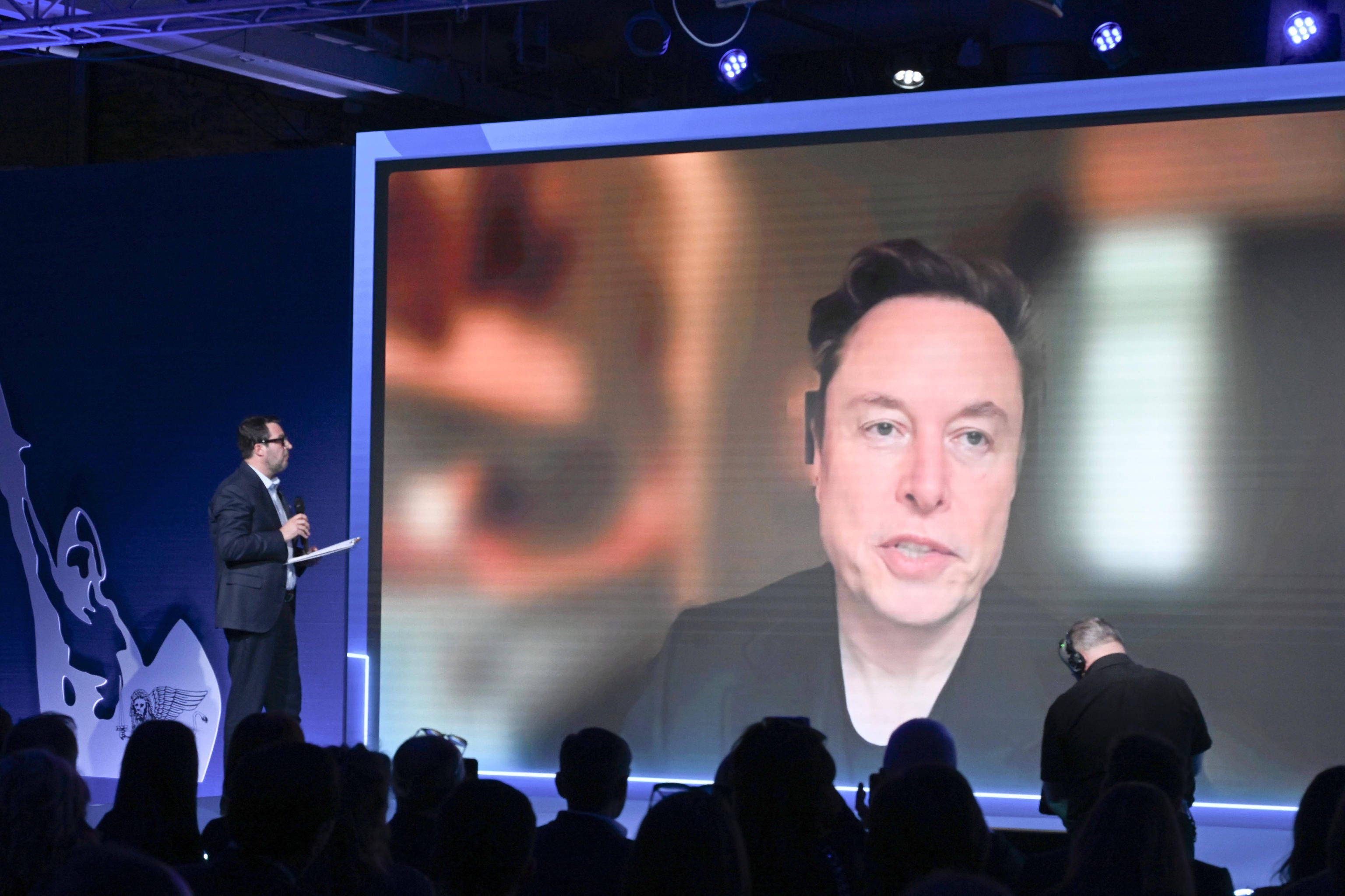 In einer Videobotschaft beim Parteitag der rechtspopulistischen italienischen Lega in Florenz sprach sich Musk für eine Null-Zoll-Zone aus.