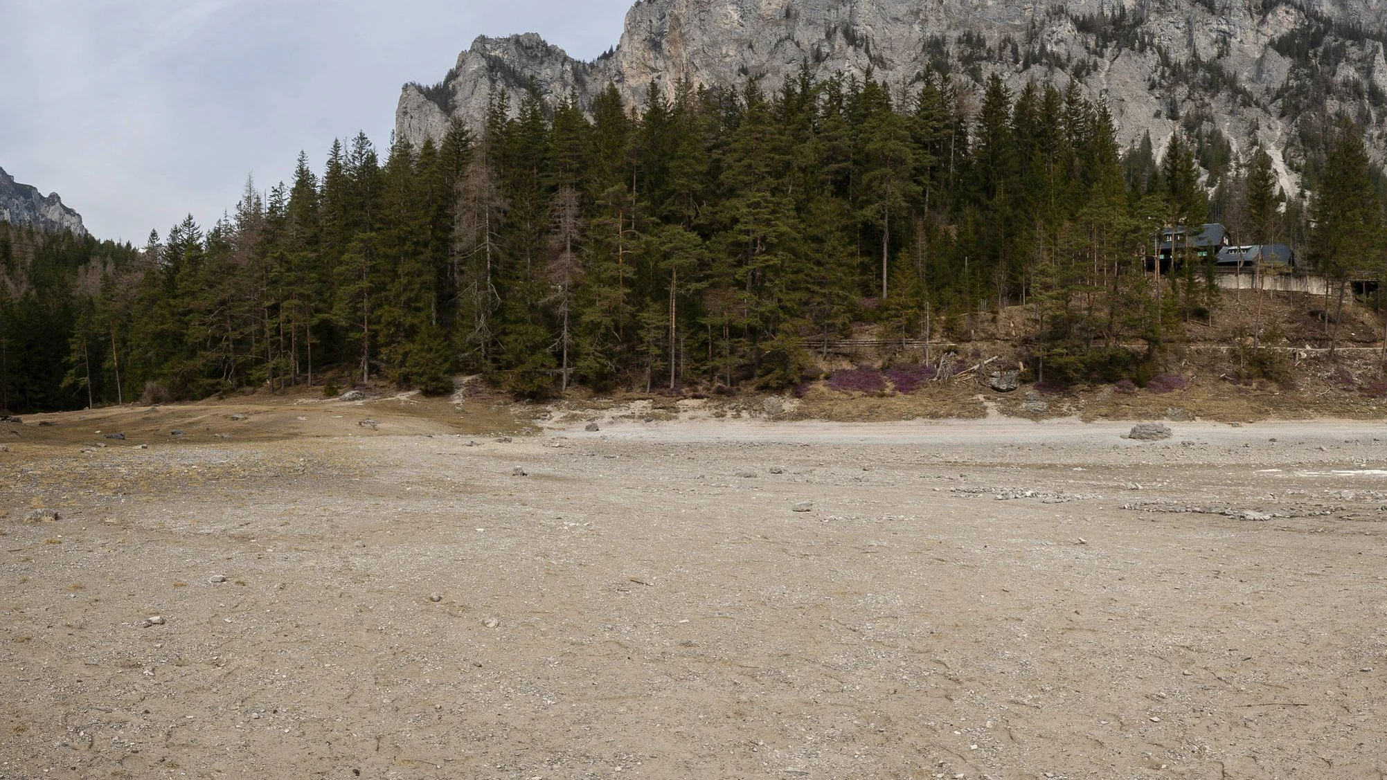 Heute.at - Grüner See völlig verschwunden – Bilder schockieren