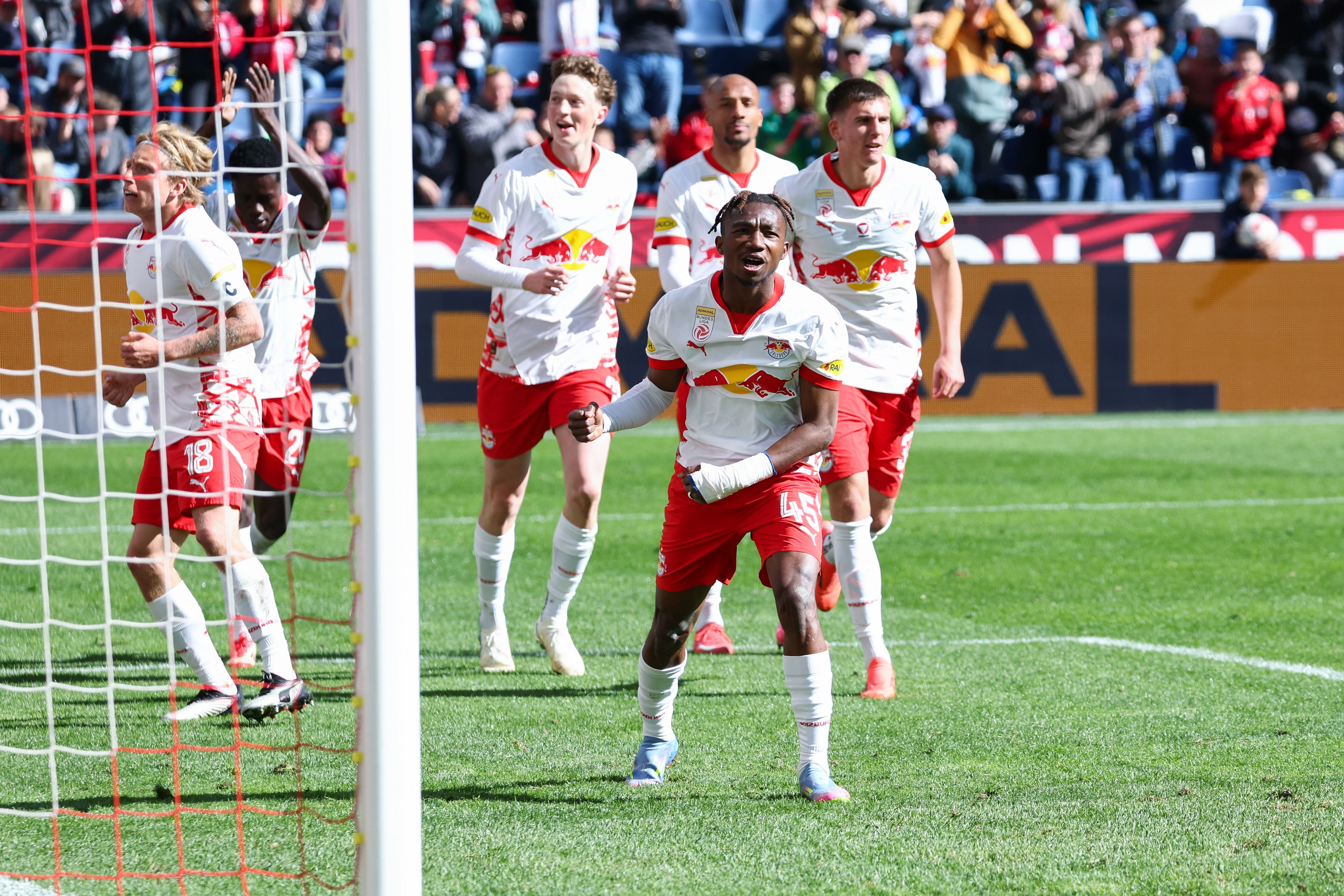 Dorgeles Nene (55.) traf für Salzburg zum wichtigen 1:0.