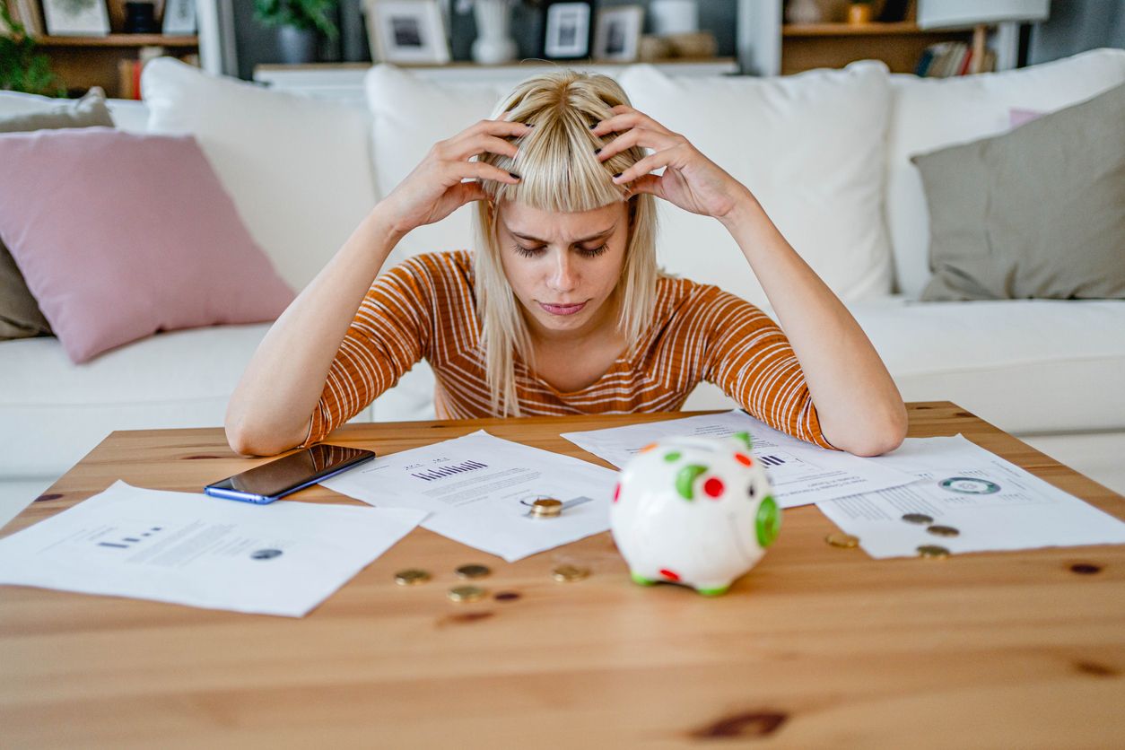 Viele Konsumenten sind derzeit verunsichert und sparen ihr Geld. (Symbolbild)