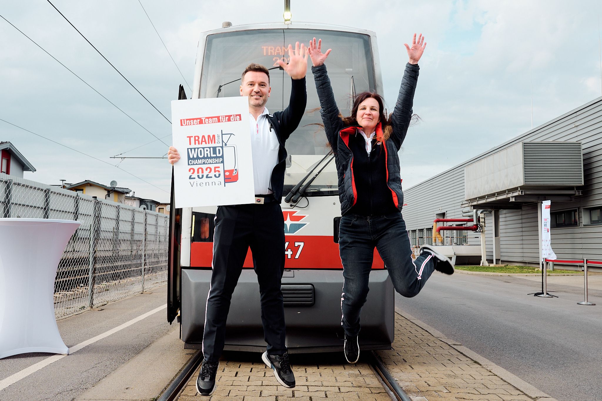 Florijan Isaku und Elisabeth Urbanitsch treten bei der Tram-WM an.