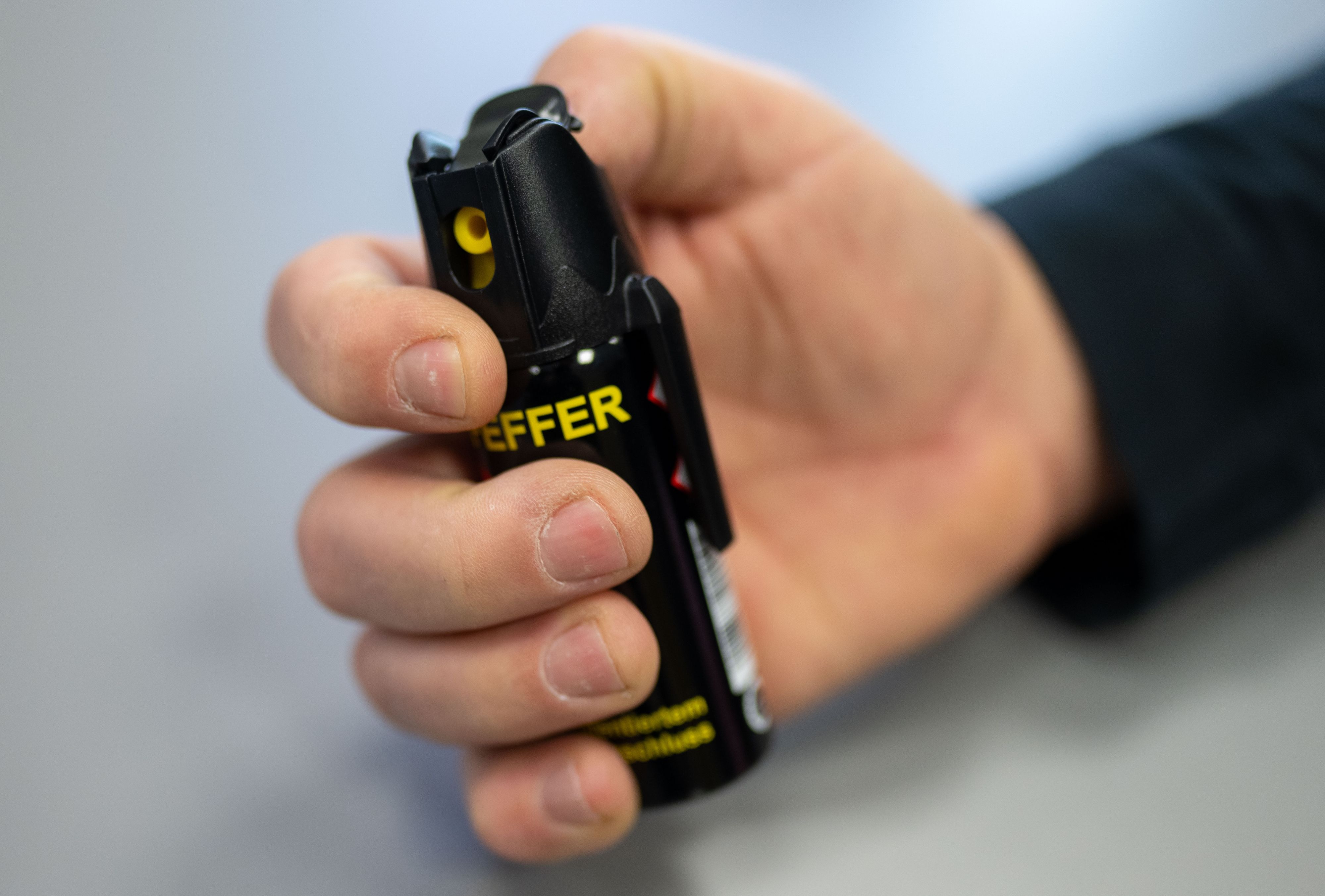 Der Verdächtige hatte Pfefferspray dabei.