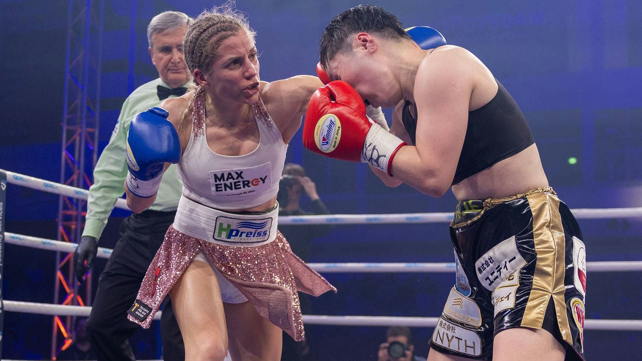 Tina Rupprecht (l.) beim Sieg gegen Sumire Yamanaka am Samstag 