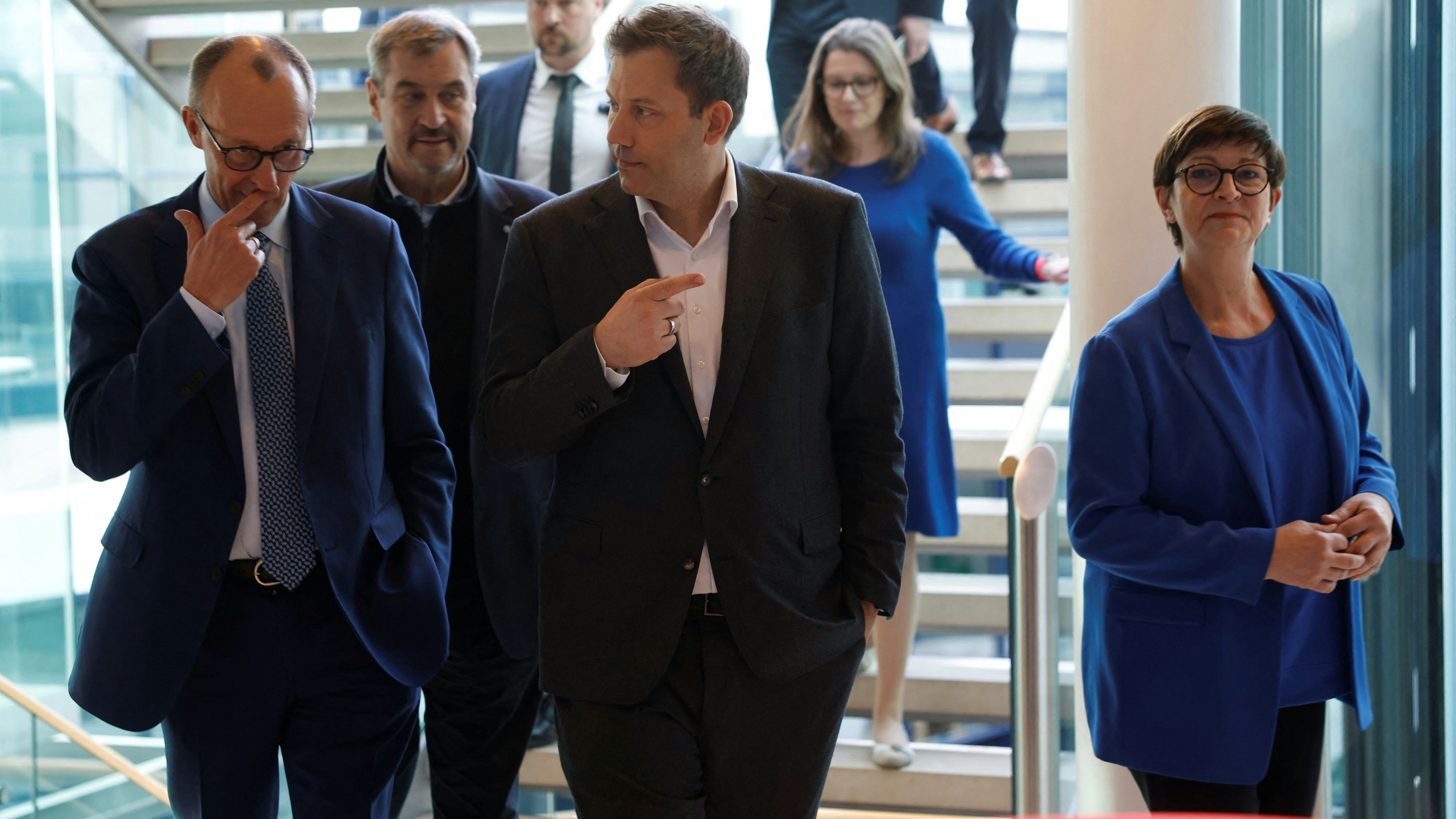 Die Union und die SPD haben sich auf einige Ministerposten geeinigt.