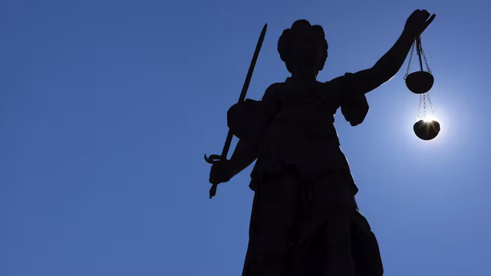 Der Influencer wurde zu sechs Monaten auf Bewährung verurteilt.