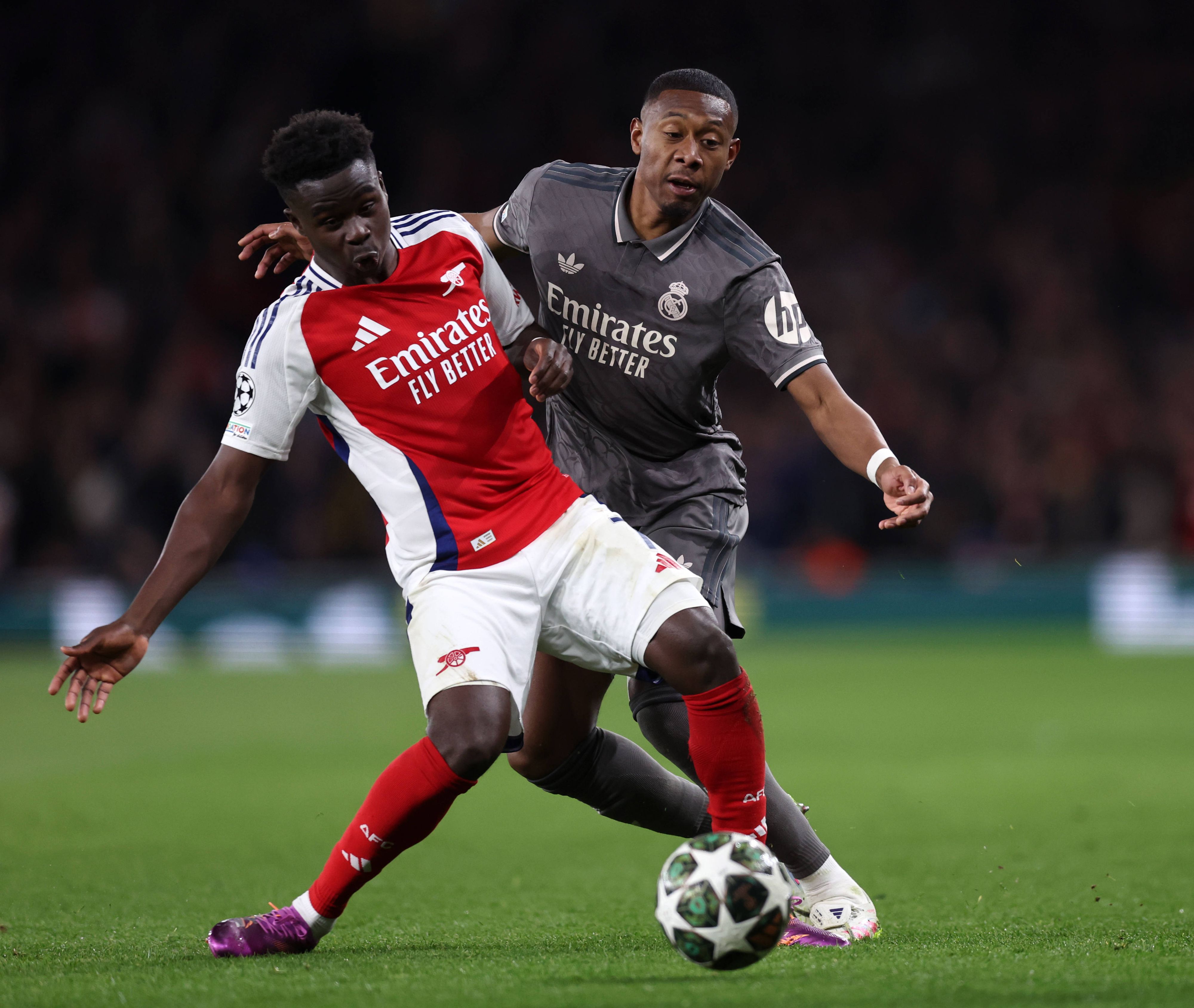 David Alaba spielte gegen Arsenal mit einem bandagiertem Oberschenkel.