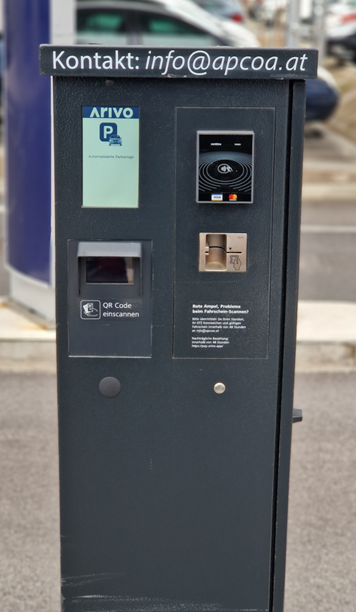 Diese Bilder schickte die APCOA, um zu zeigen wie die P&R-Anlage in Wr. Neustadt ausgeschildert ist.