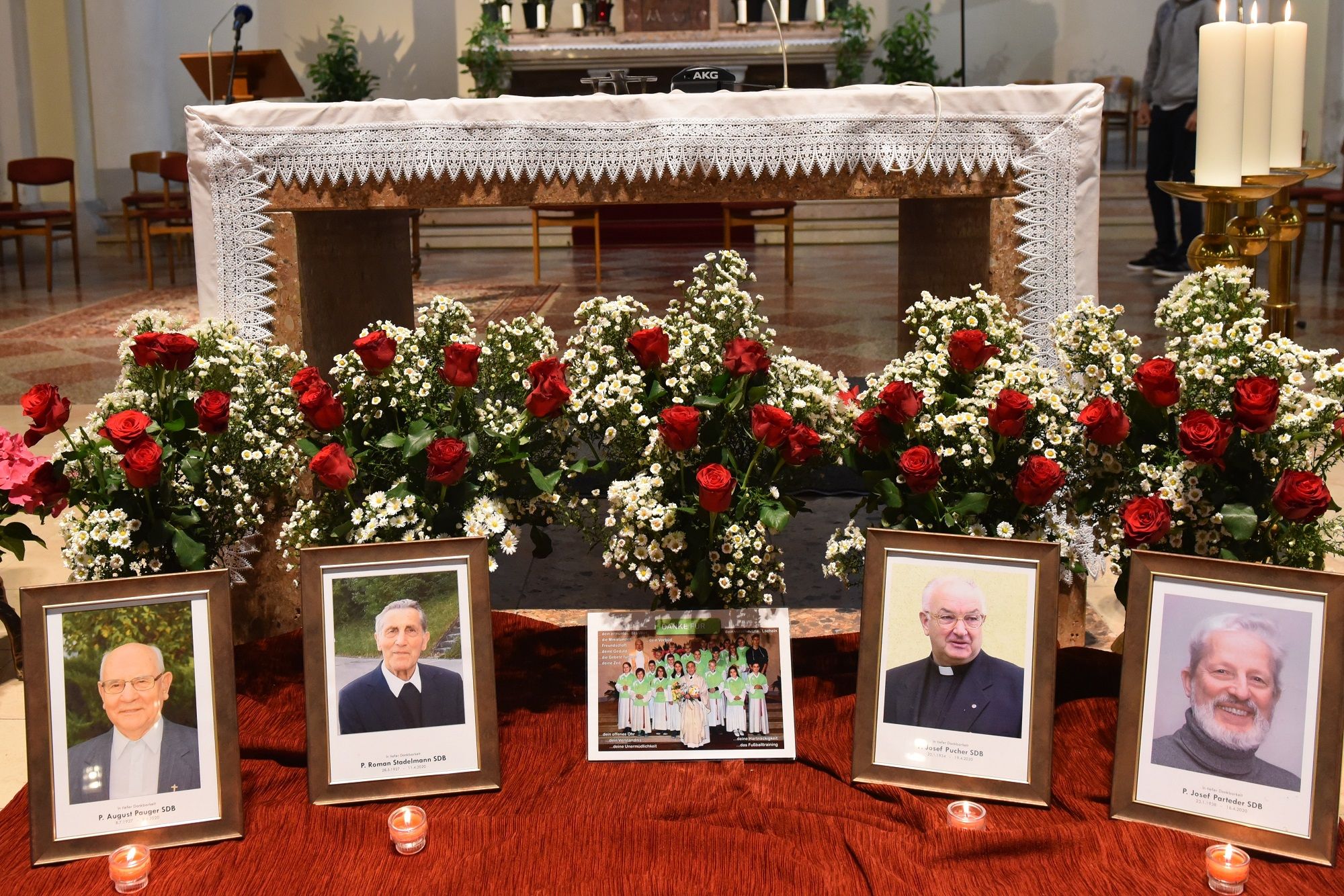 Gedenken an die verstorbenen Salesianer-Patres