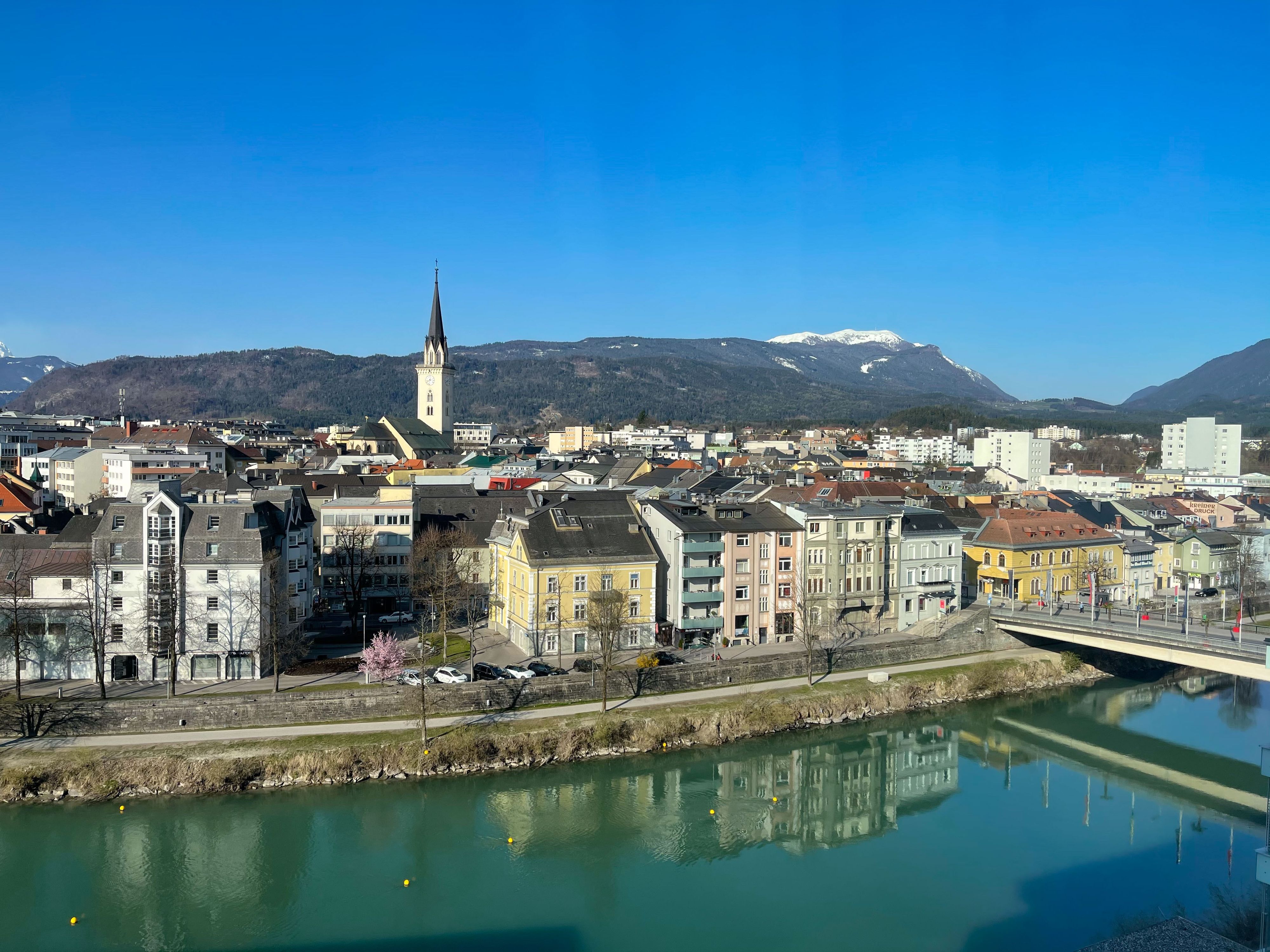 Dank Villach hat Österreich am Freitag (11. April 2025) den ersten Sommertag des Jahres erlebt. (Archivbild)