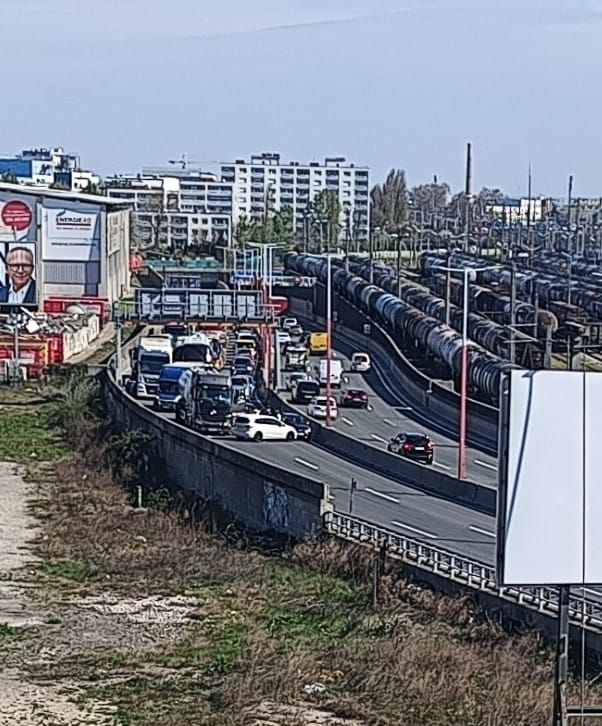 Verkehrsunfall auf der A23 beim Stadlauer Tunnel