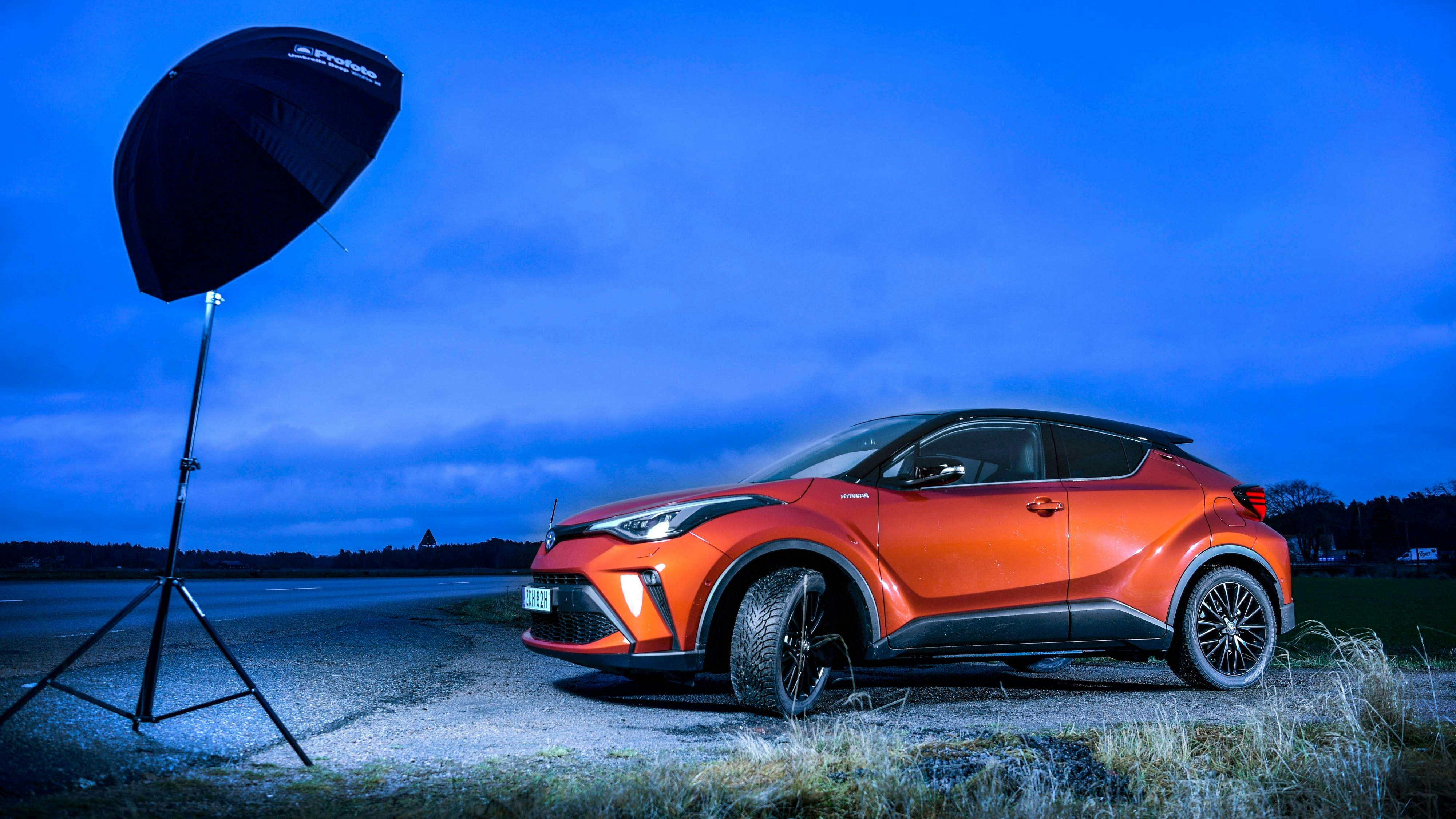 Toyota C-HR 2.0 Launch Edition, Toyota C-HR 2.0 Launch Edition, road, street, transport, communication, vehicle, traffic. STOCKHOLM SVERIGE x10040x *** Toyota C HR 2 0 Launch Edition, Toyota C HR 2 0 Launch Edition, road, street, transport, communication, vehicle, traffic STOCKHOLM SVERIGE x10040x, PUBLICATIONxINxGERxSUIxAUTxONLY Copyright: xAndersxWiklund/TTx TOYOTAC-HR