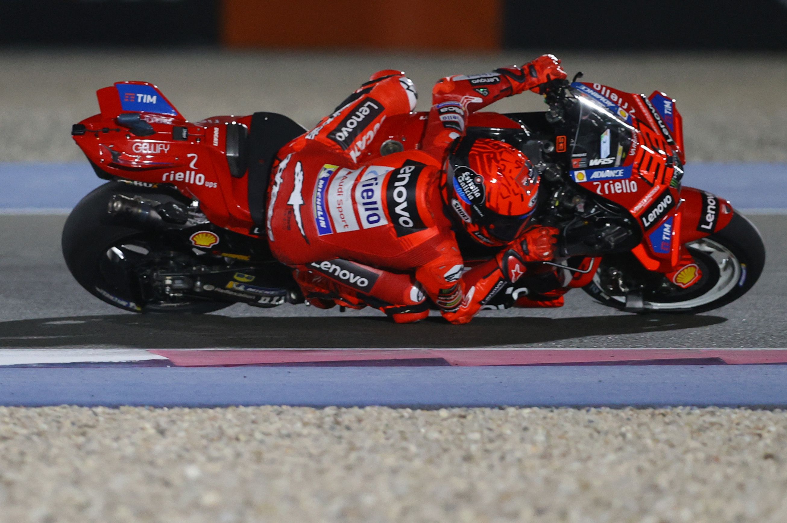 Marc Marquez siegt in Katar.