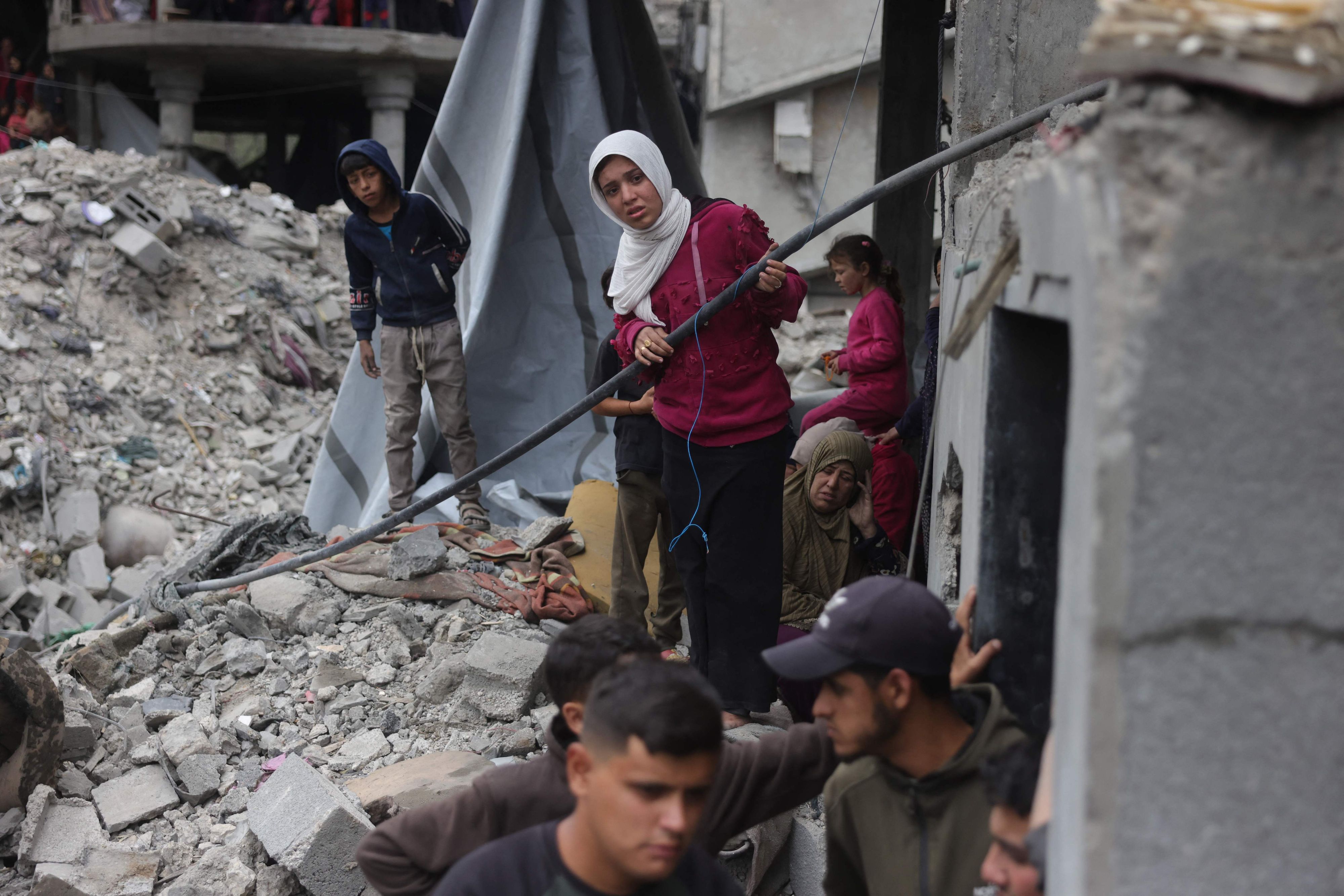 Mit dem neuen Finanzpaket wolle man auch humanitäre Hilfe leisten und Flüchtlinge unterstützen.