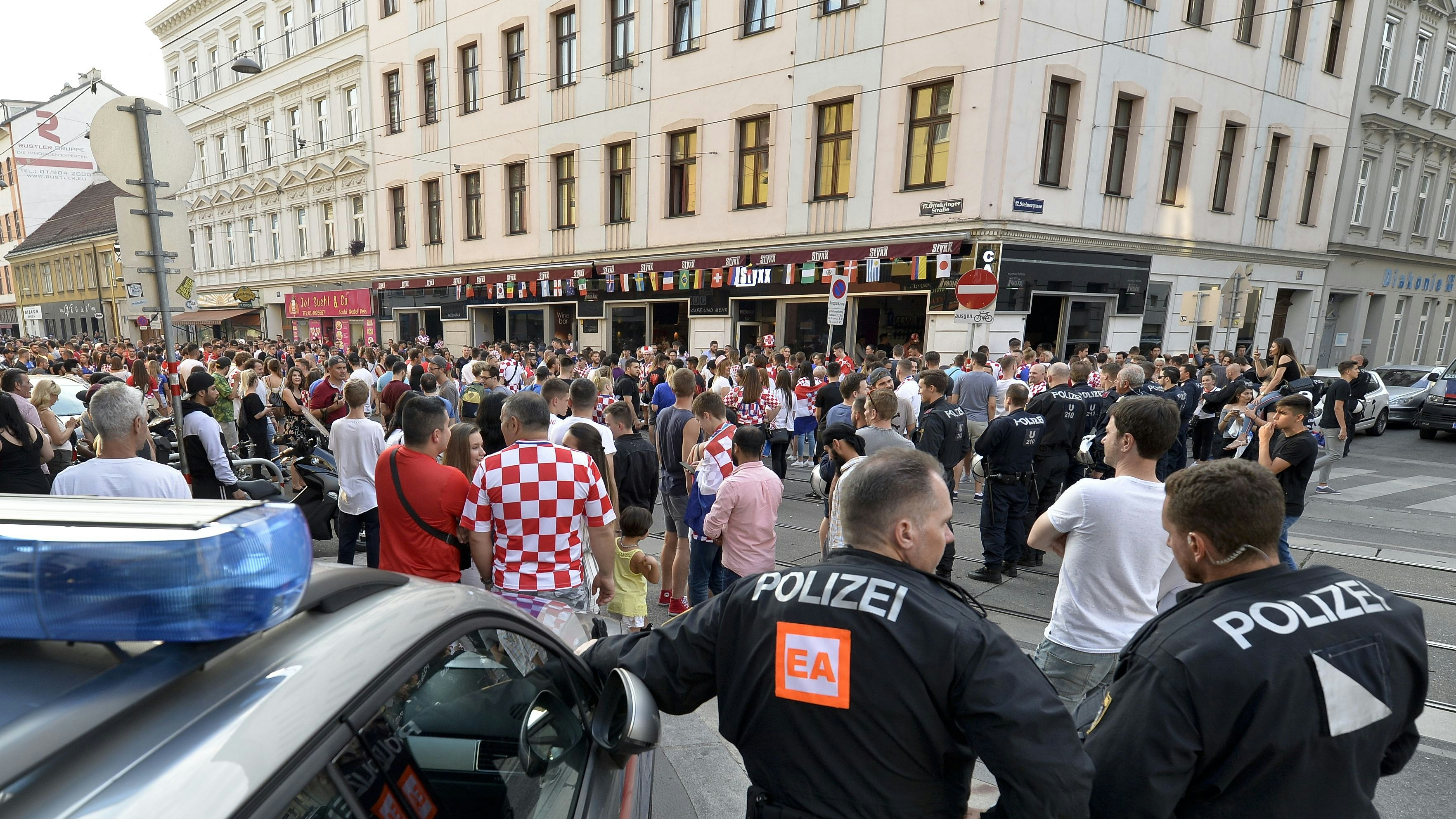 Heute.at - Balkan-Bar monatelang illegal offen – Jetzt ist Schluss