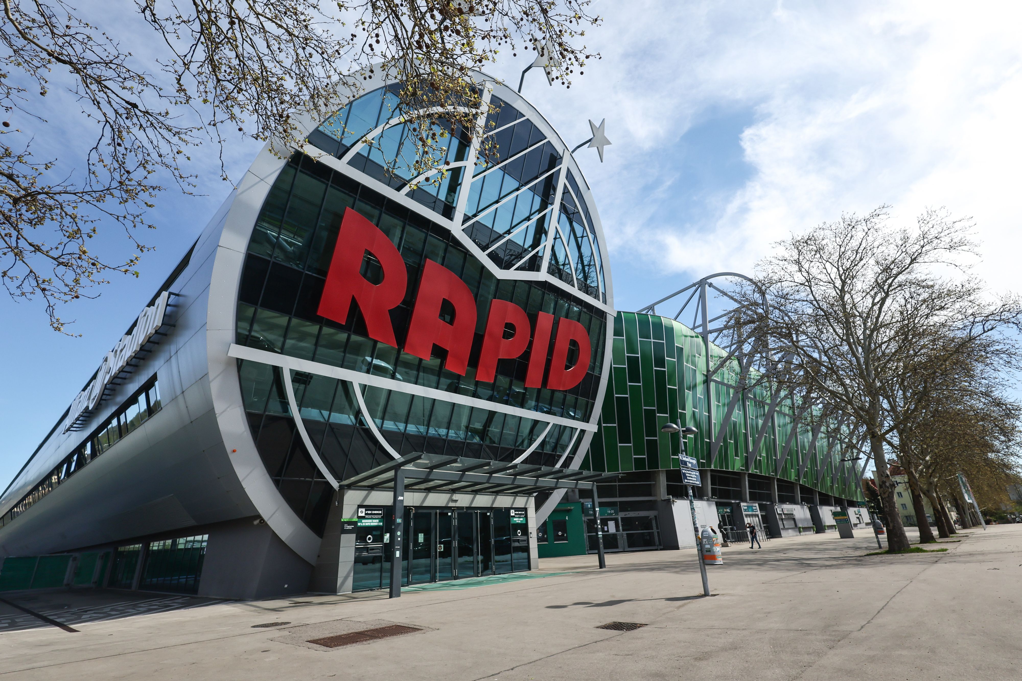 Das Heimrecht in einem möglichen Conference-League-Halbfinale gegen Chelsea könnte sich noch drehen. 