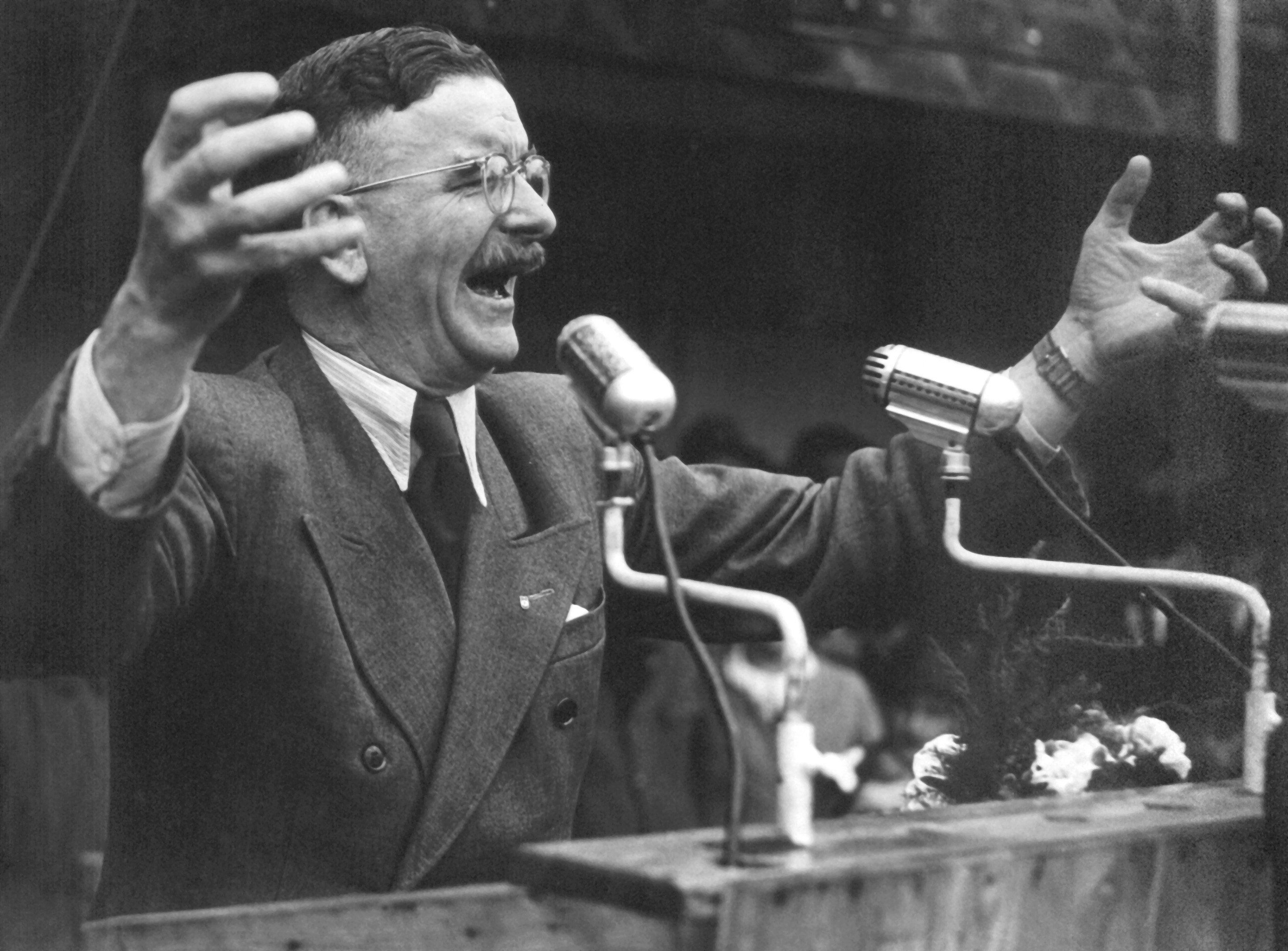 Leopold Figl war Österreichs erster Bundeskanzler nach dem Ende des Zweiten Weltkriegs. 