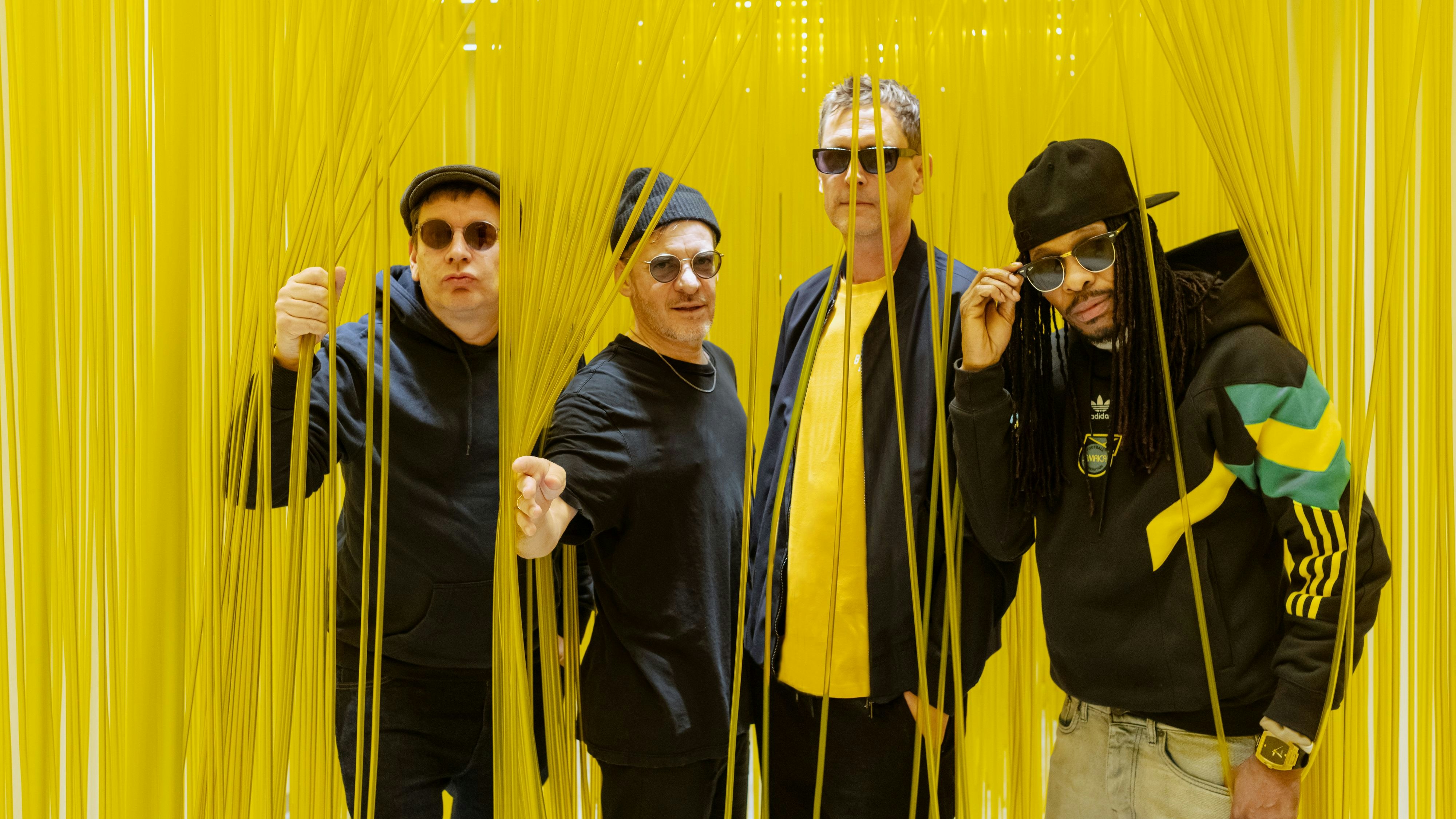 Die Band Noiseshaper vereint in ihrer Musik Elemente von Dub, Reggae und elektronischer Musik.