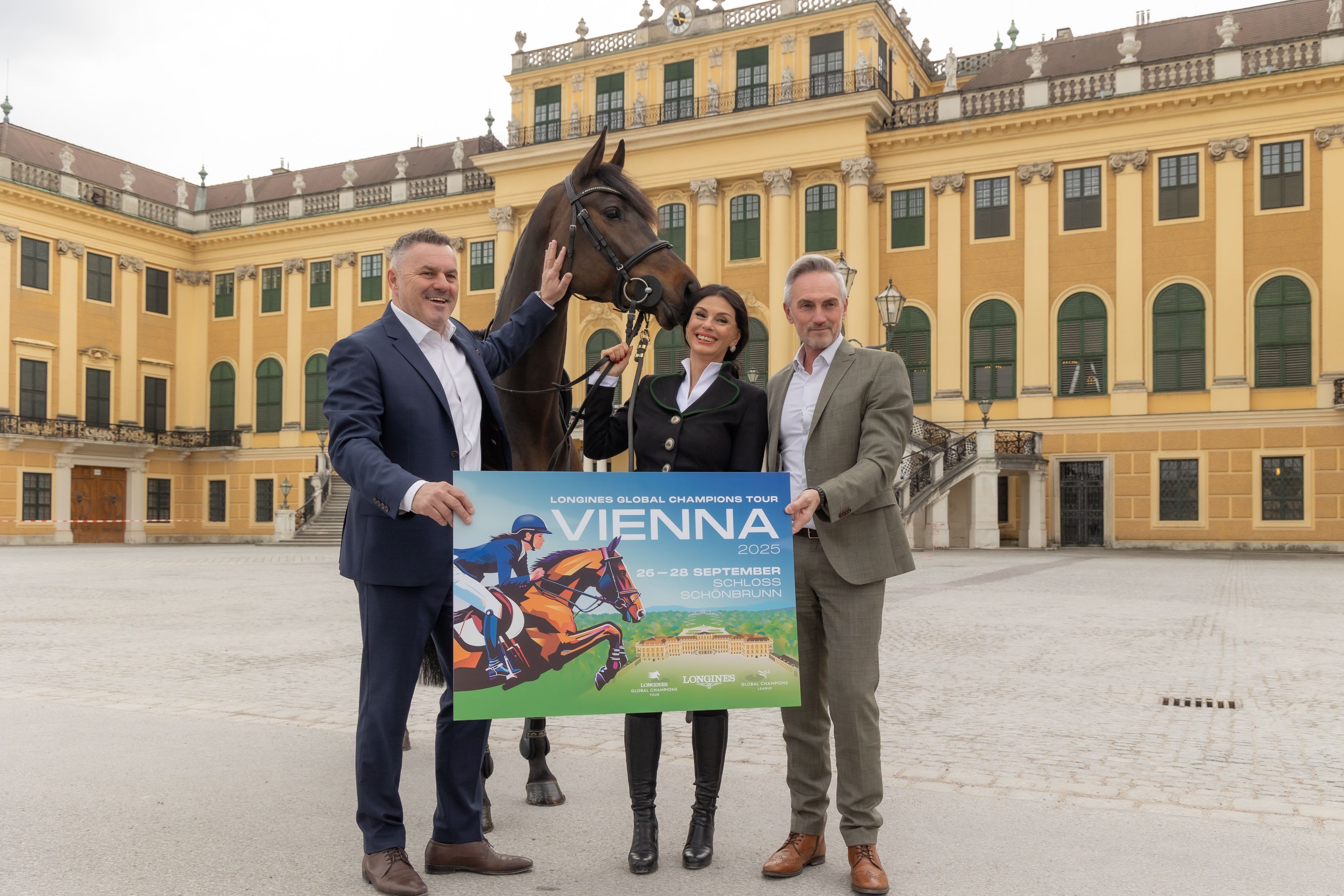 Von 26. bis 28. September 2025 verwandelt sich der Ehrenhof von Schloss Schönbrunn in die prachtvolle Bühne für die Königsklasse des internationalen Springsports.