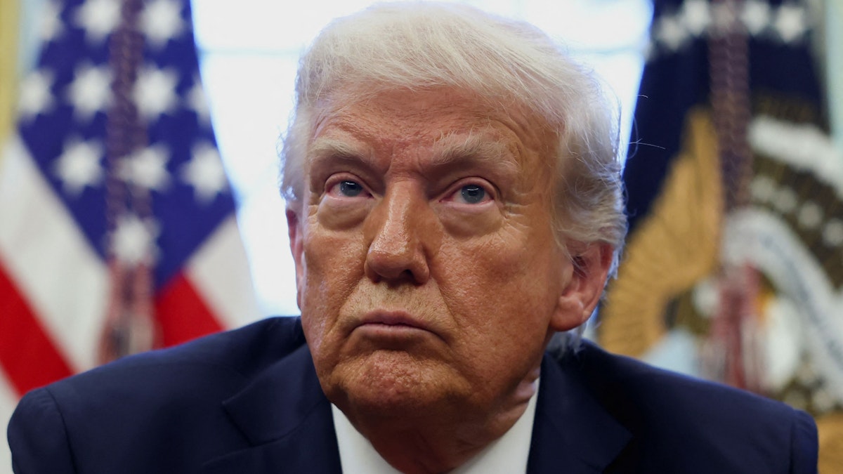 Conflict with Fed: Trump Tariffs to Devalue Dollars - News Directory 3