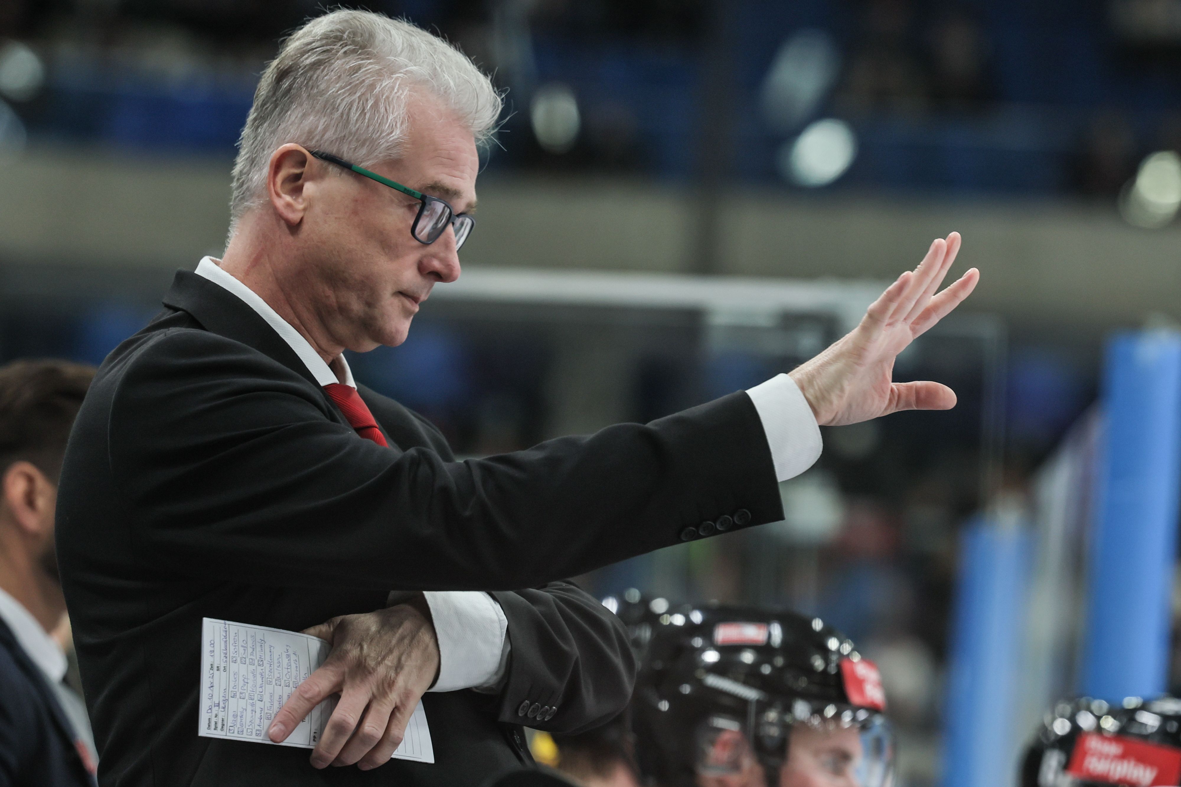 Eishockey-Teamchef Roger Bader. 