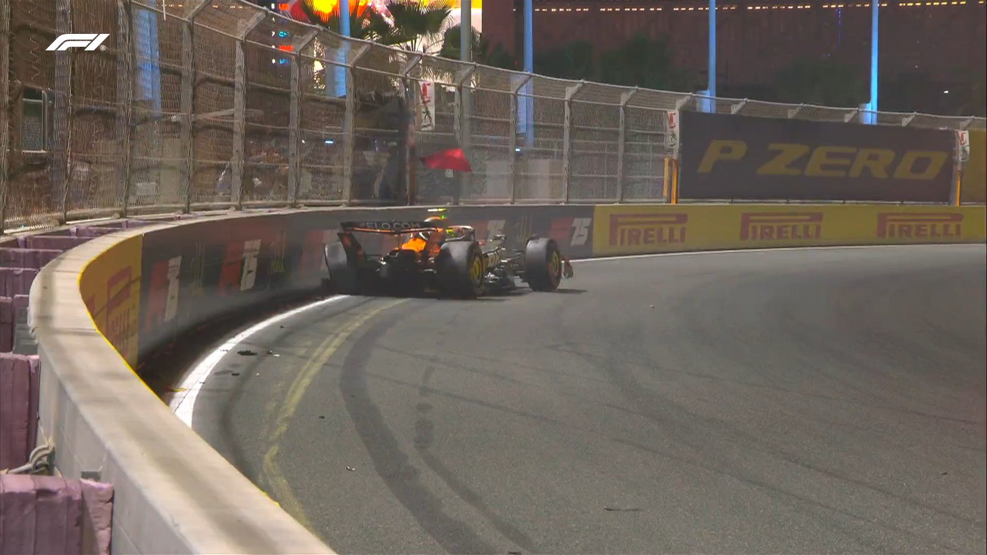 Lando norris schlug heftig ein.