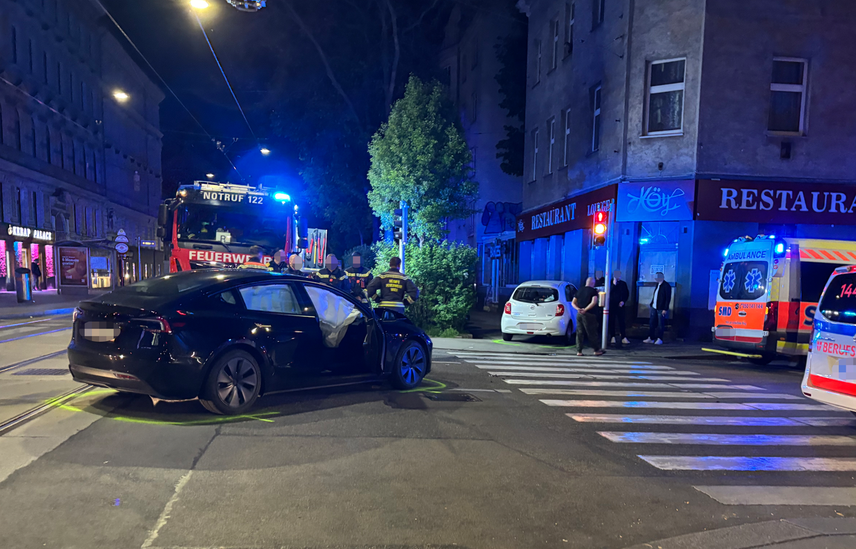 In den frühen Morgenstunden verursachte der Alkolenker einen Unfall