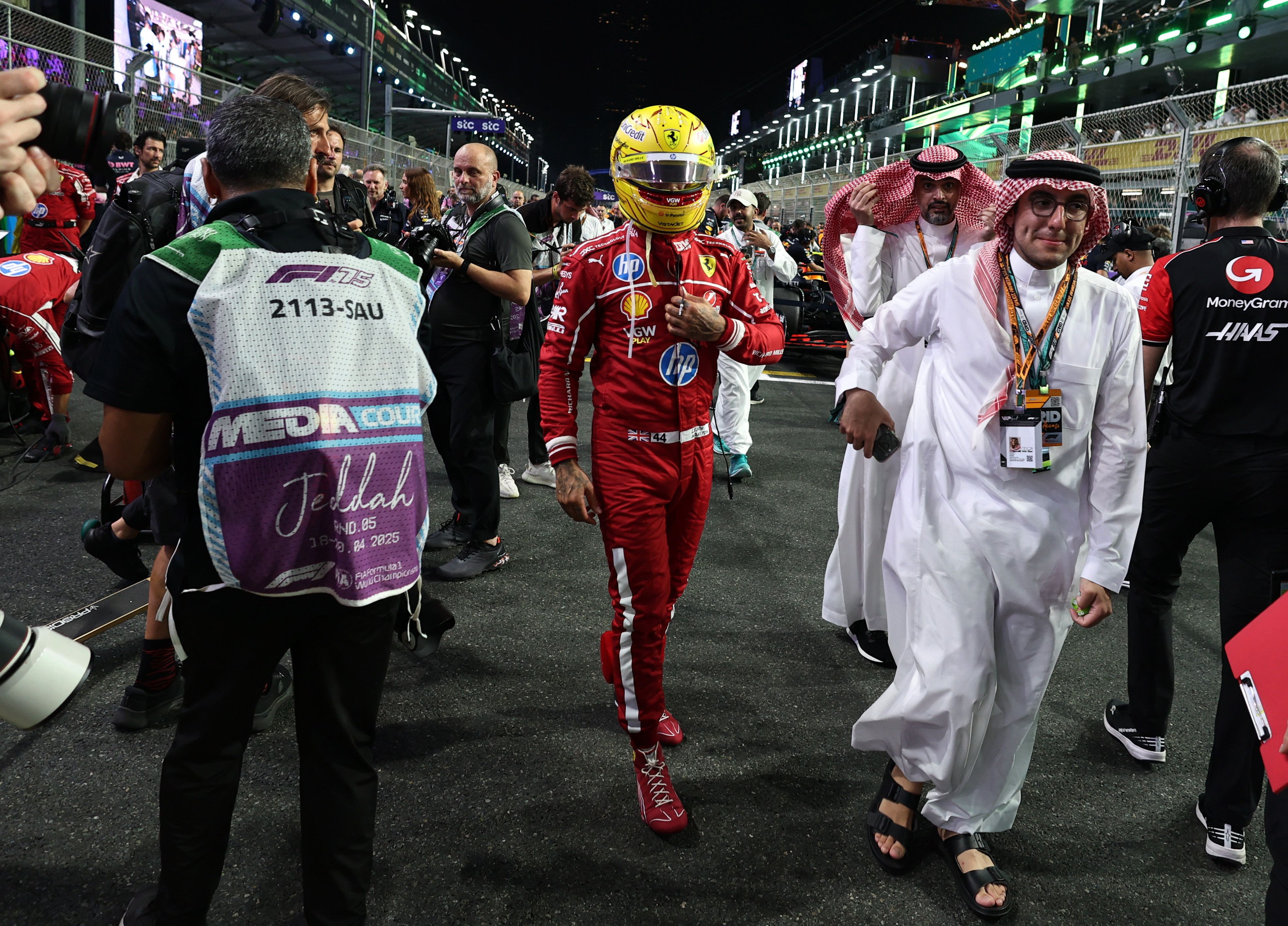 Lewis Hamilton mit Wüsten-Frust.