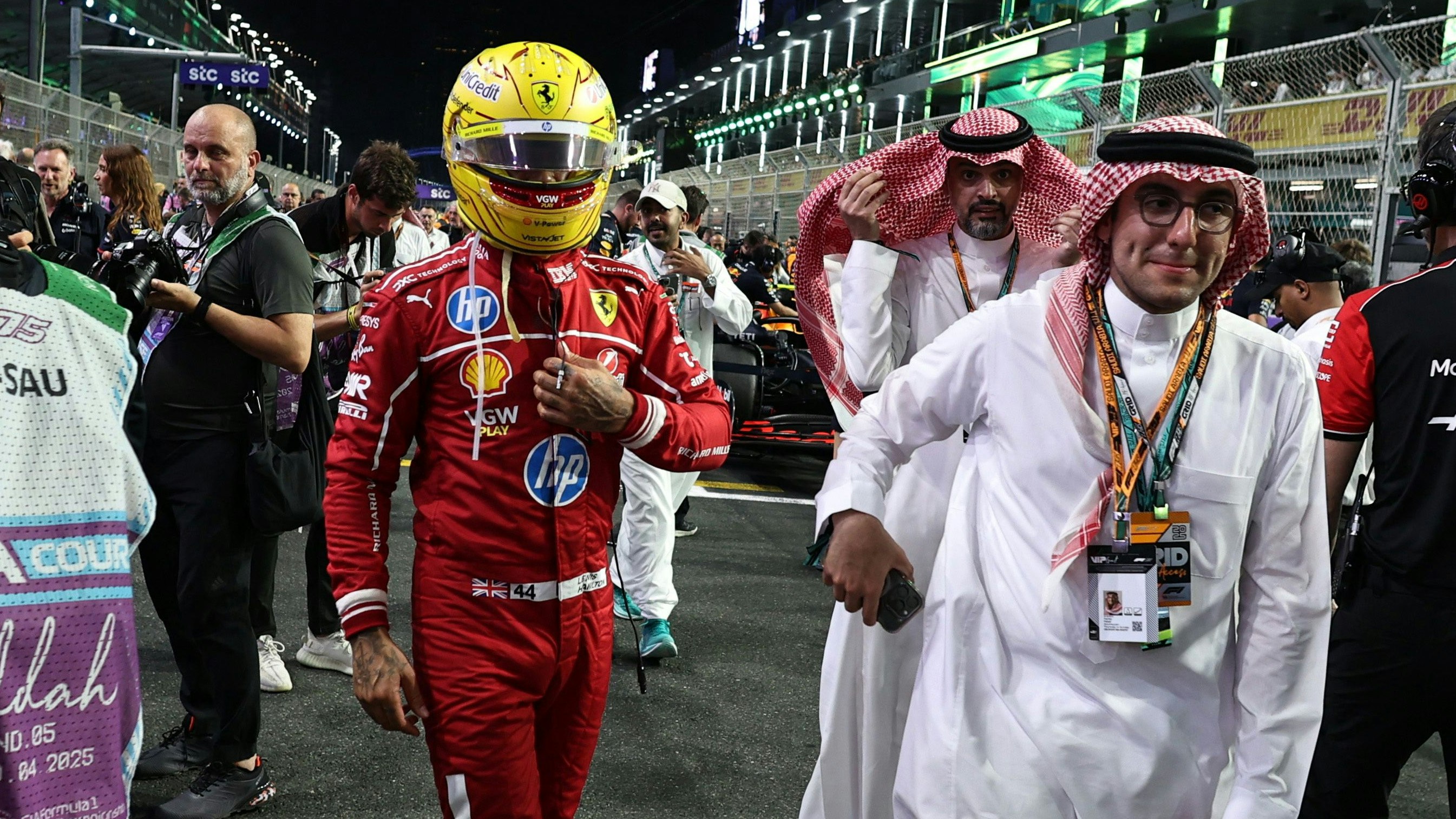 Lewis Hamilton mit Wüsten-Frust.